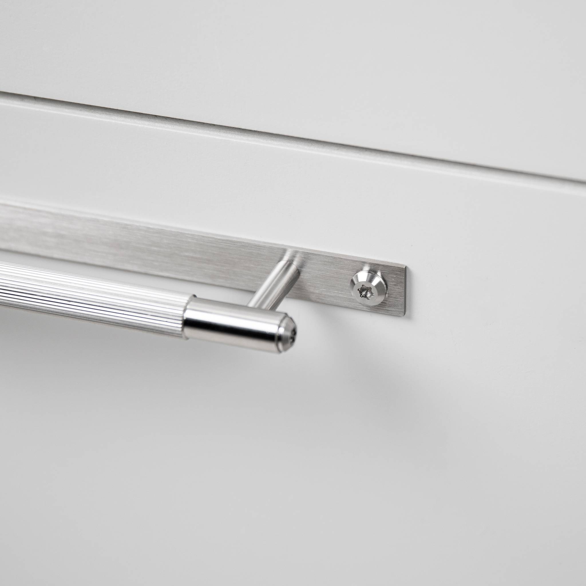 PULL BAR / PLATE / LINEAR