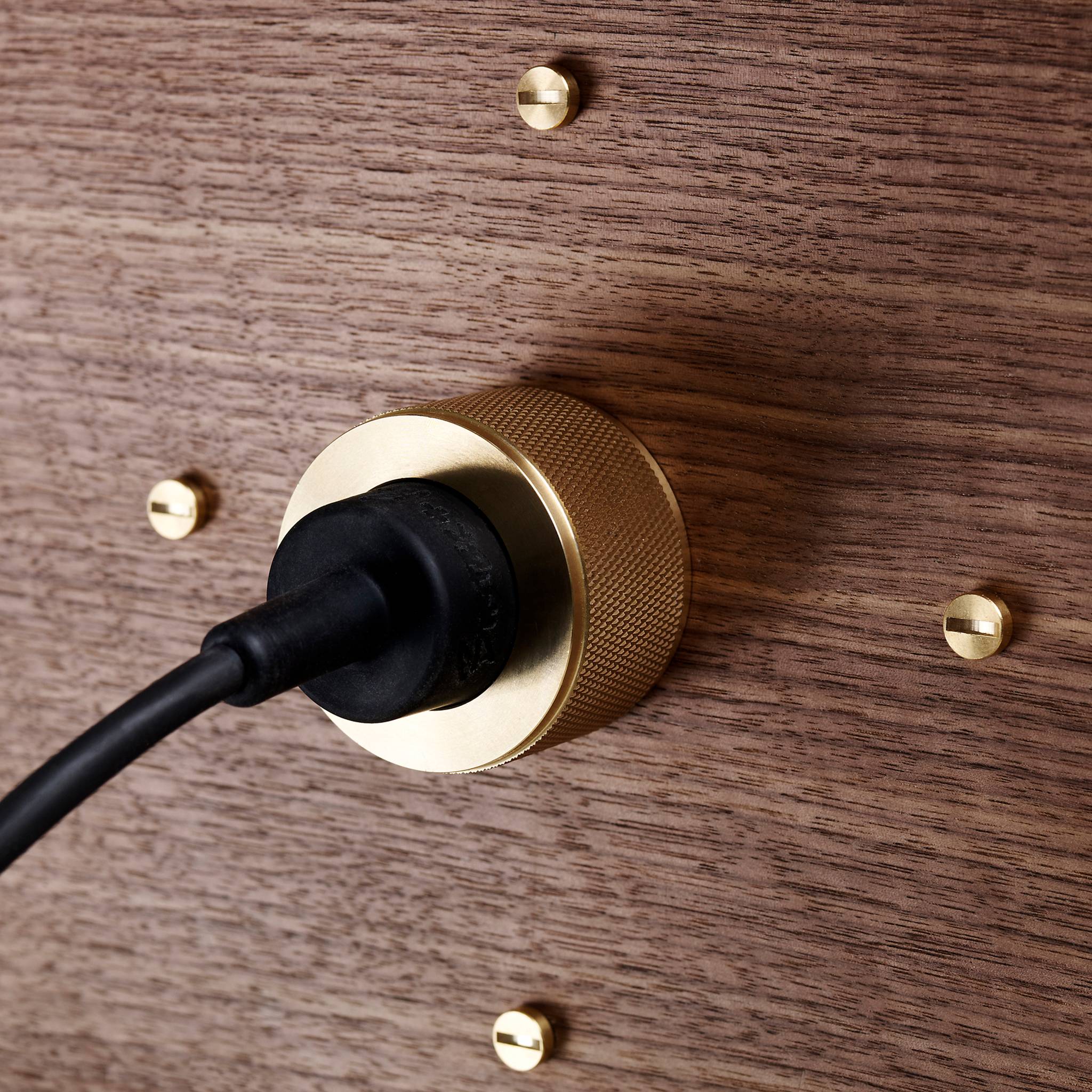 THE ROCKSTAR / AMERICAN WALNUT