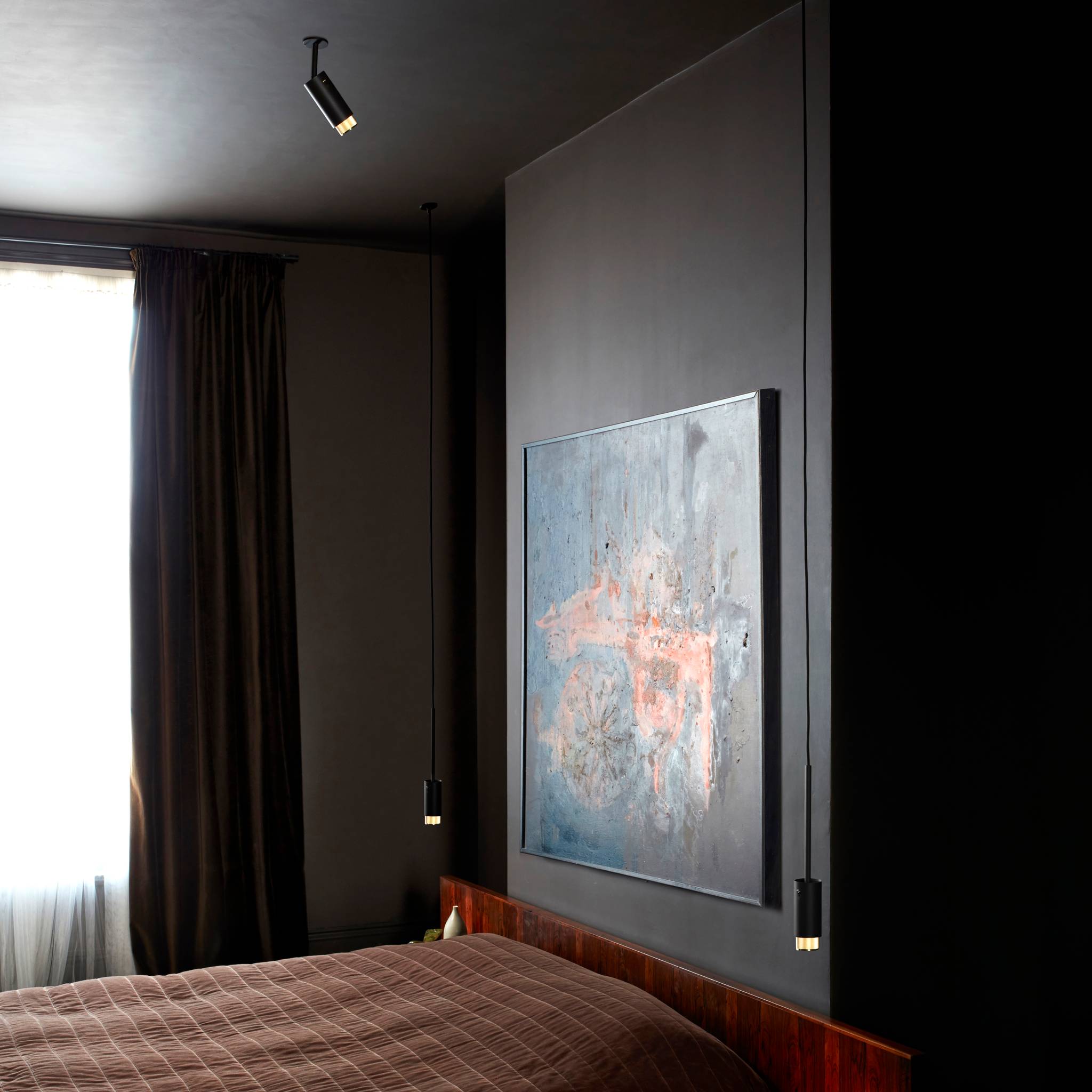 EXHAUST SPOT / CROSS / GRAPHITE