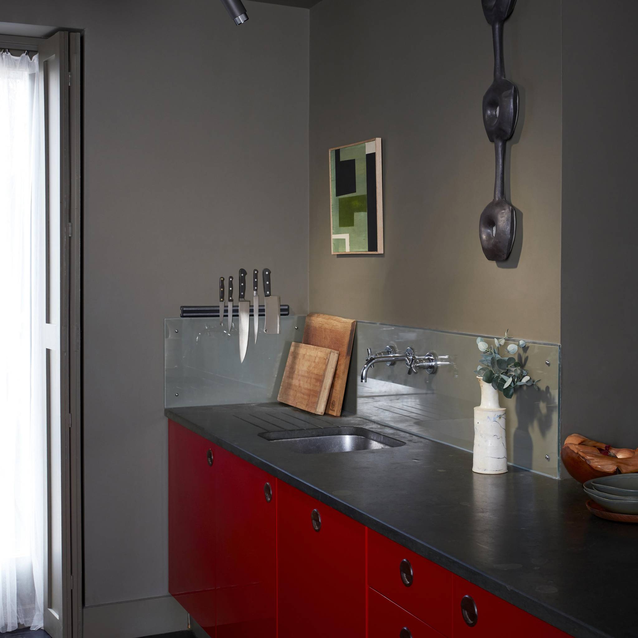 EXHAUST TRACK / CROSS / GRAPHITE