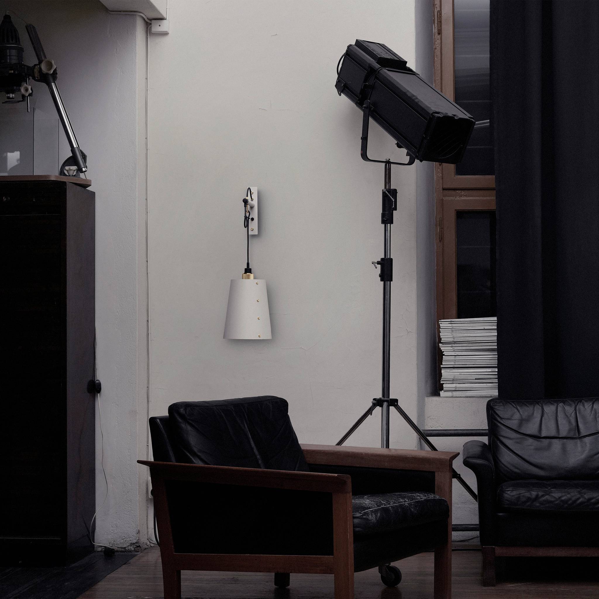 HOOKED WALL / CROSS / LARGE / STONE