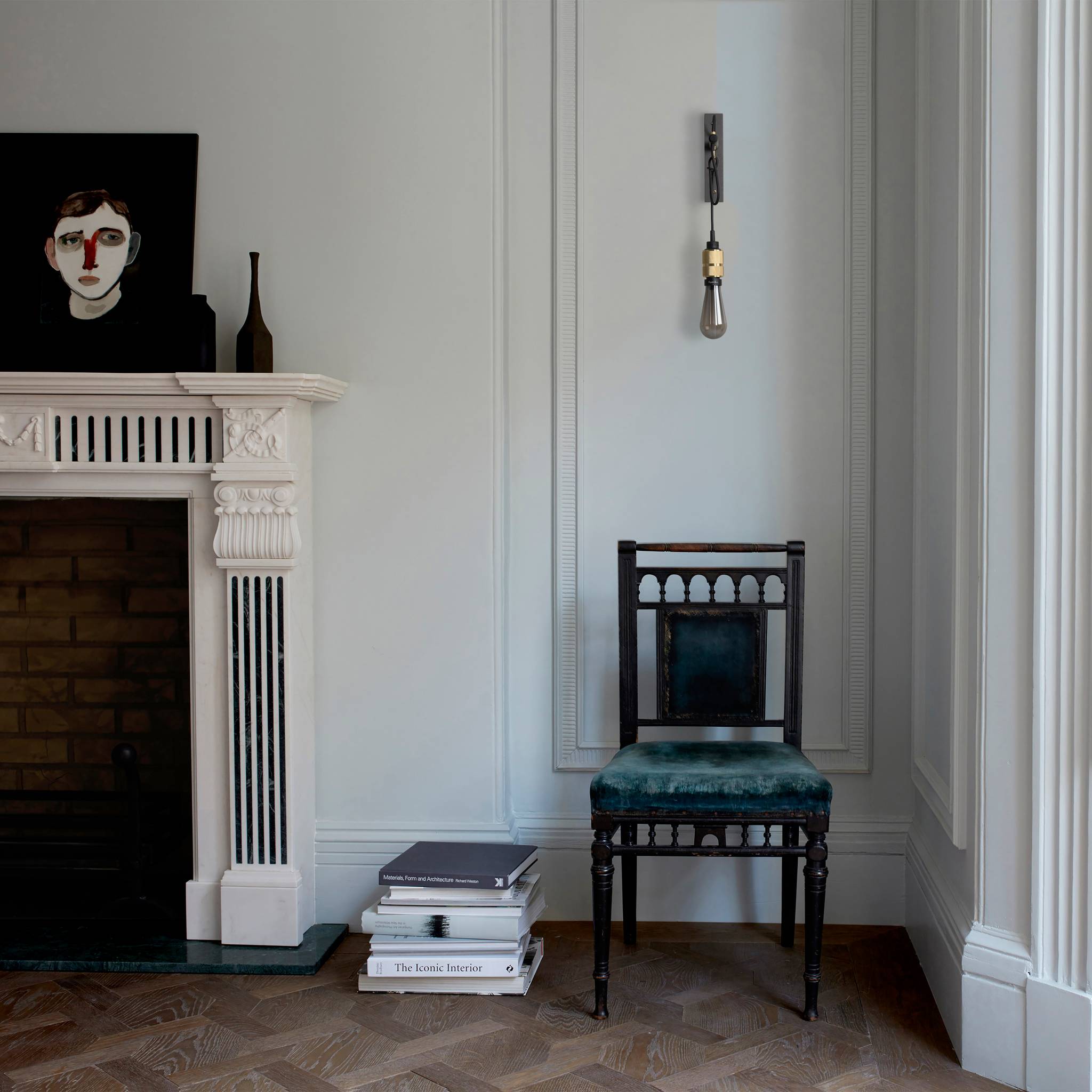 HOOKED WALL / CROSS / NUDE / GRAPHITE