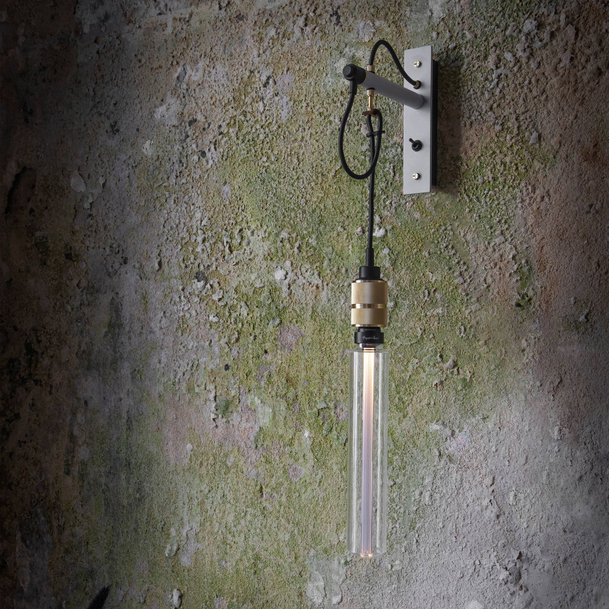 HOOKED WALL / CROSS / NUDE / STONE