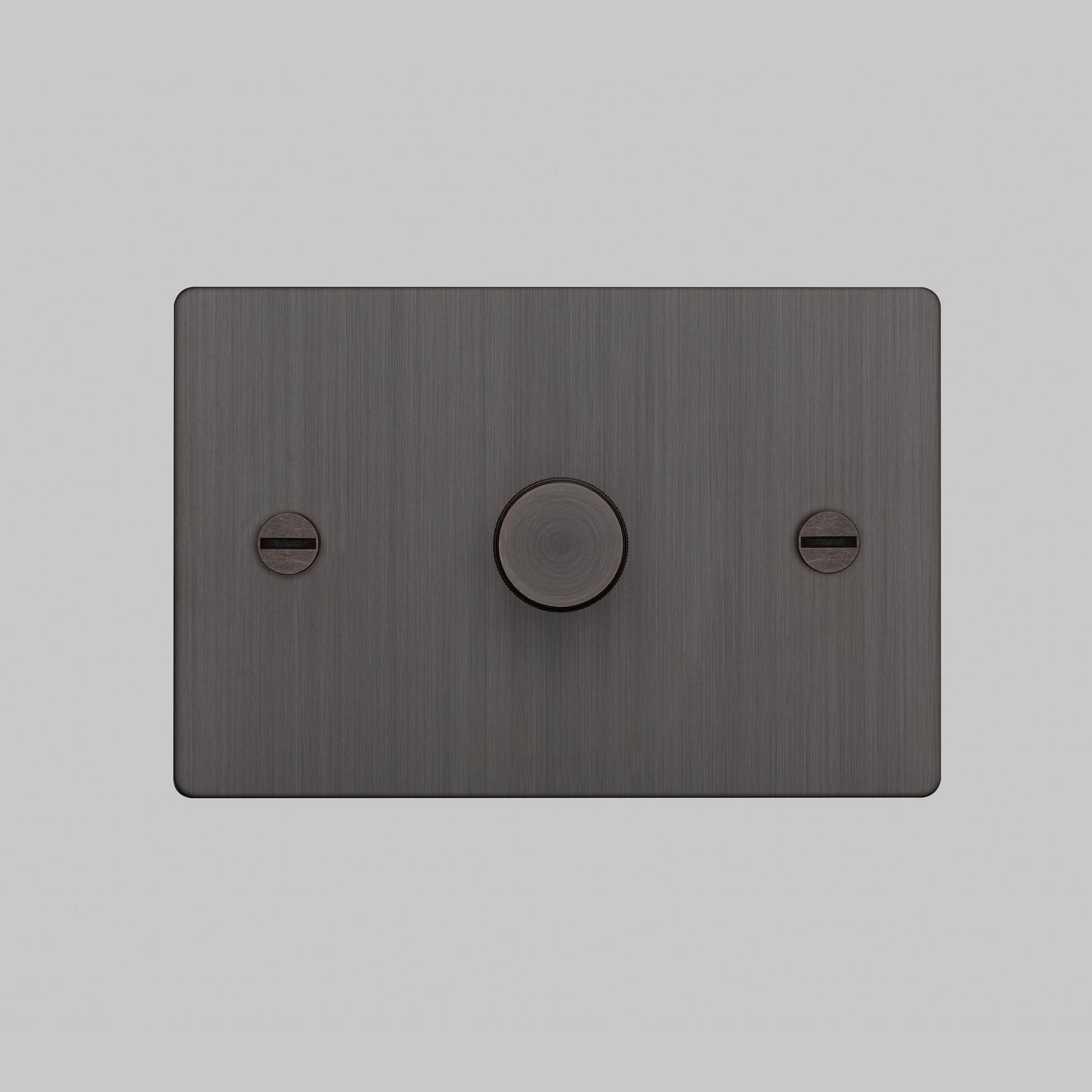 1G DIMMER / HORIZONTAL / 250W RETRACTIVE / CROSS