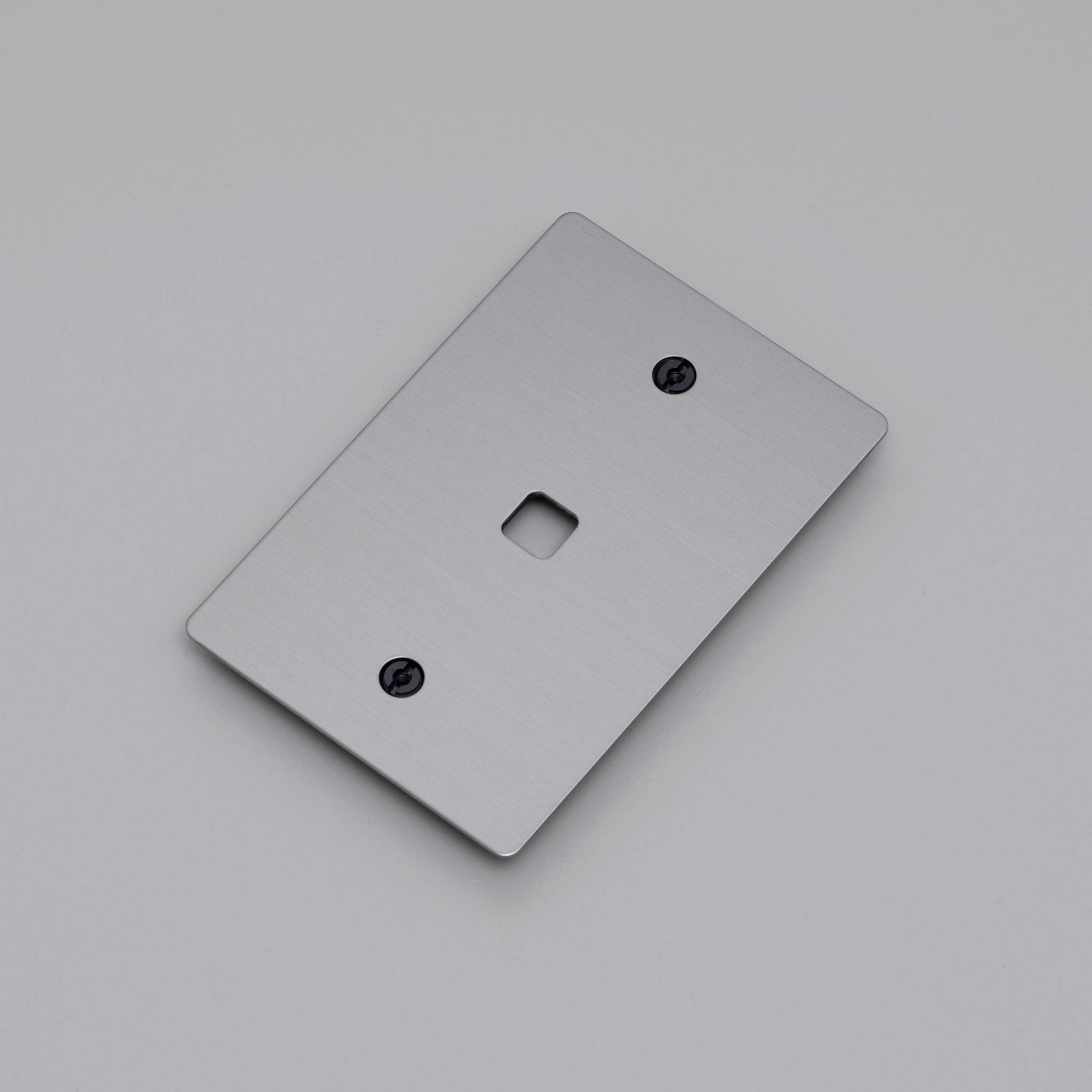 1G WALL PLATE / DIMMER OR TOGGLE