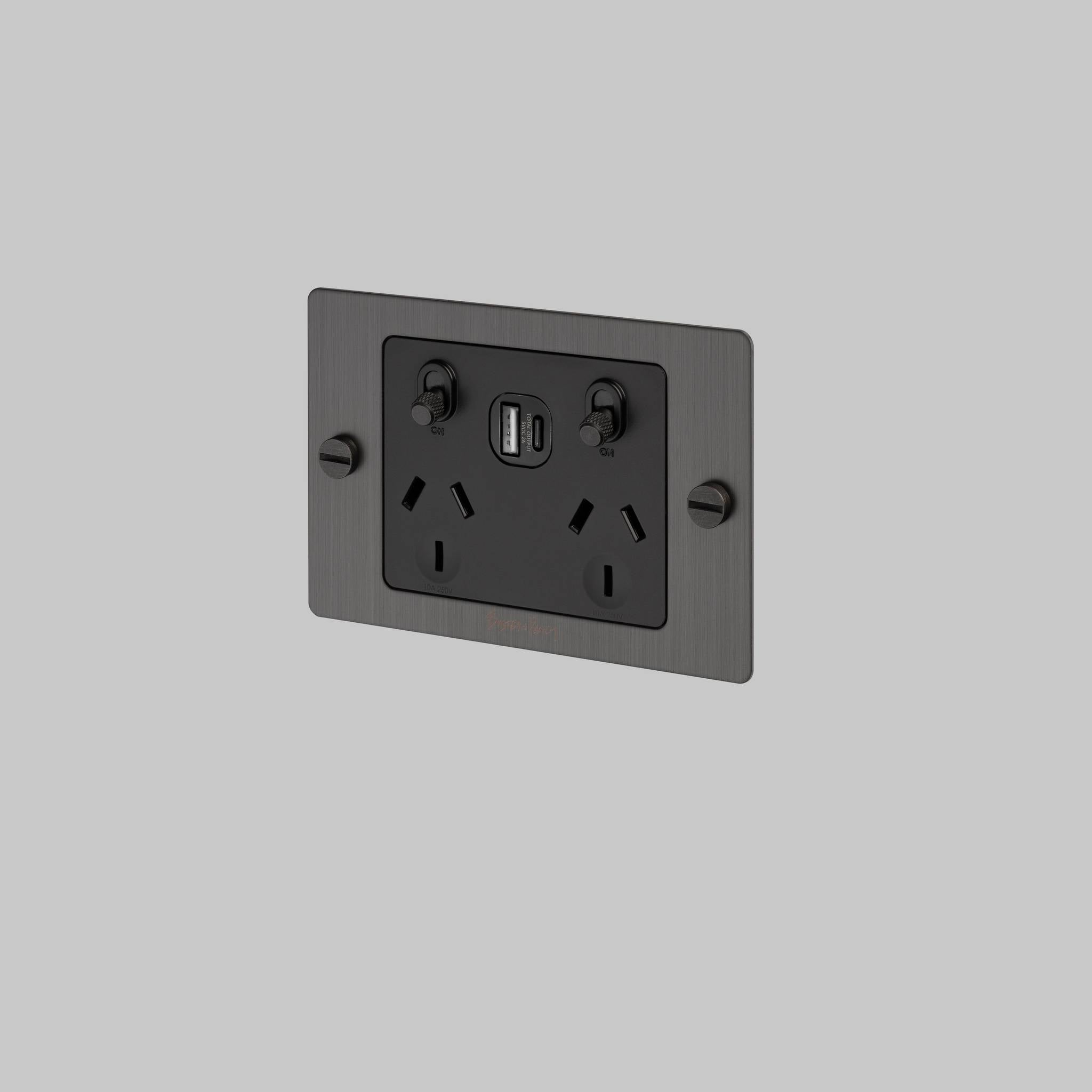 2G GPO SOCKET / USB A + C / WITH LOGO / CROSS