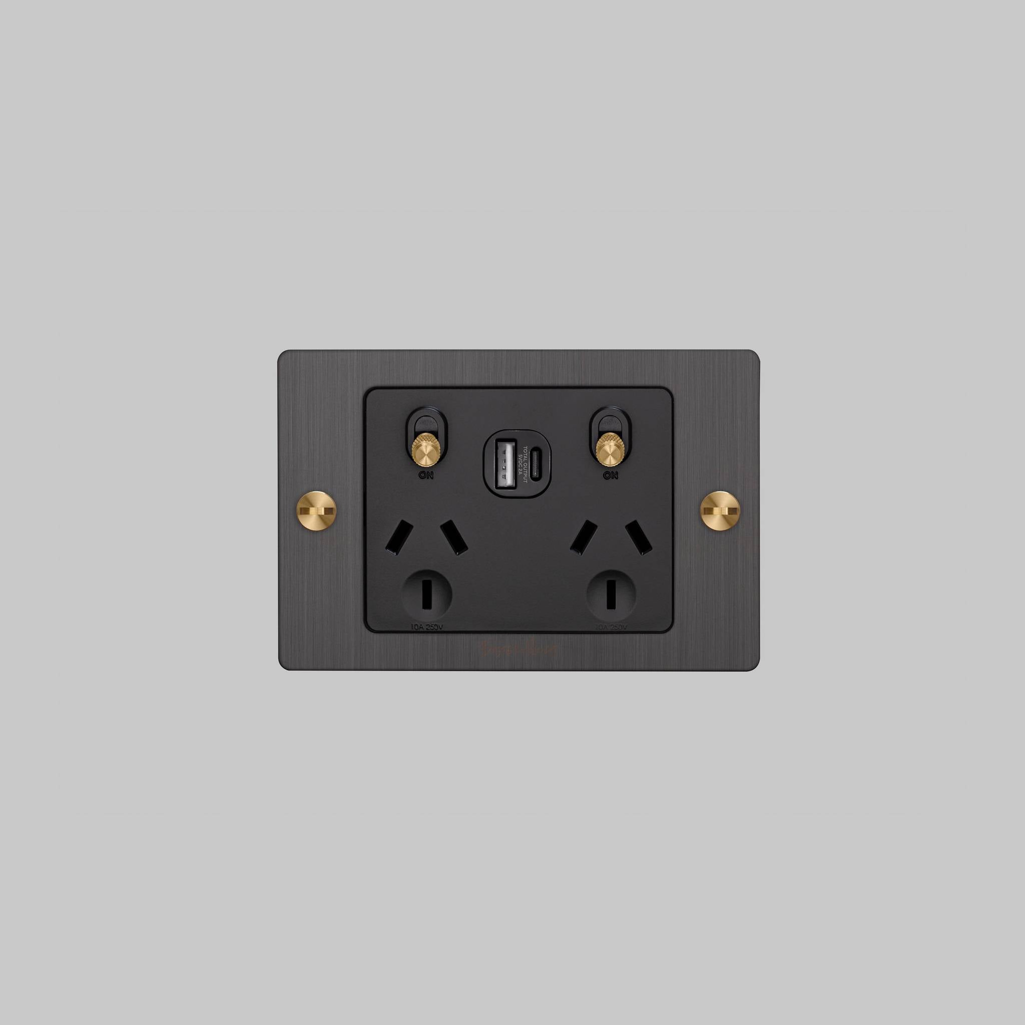 2G GPO SOCKET / USB A + C / WITH LOGO / CROSS