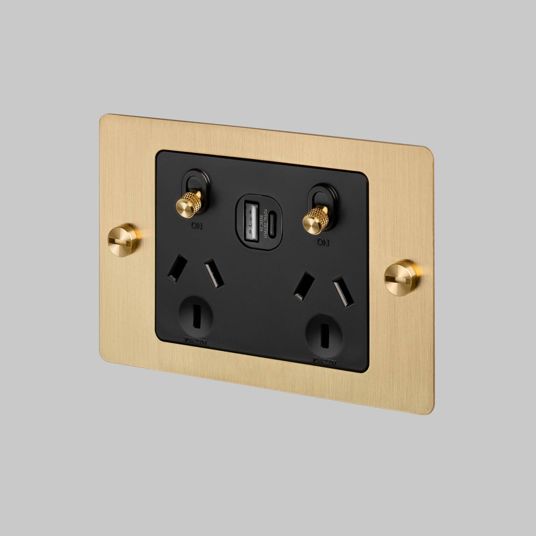 2G GPO SOCKET / USB A+C / WITHOUT LOGO / CROSS