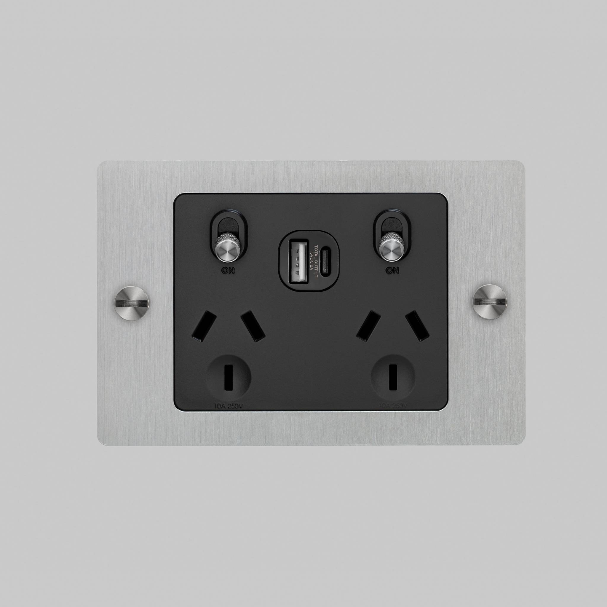 2G GPO SOCKET / USB A+C / WITHOUT LOGO / CROSS