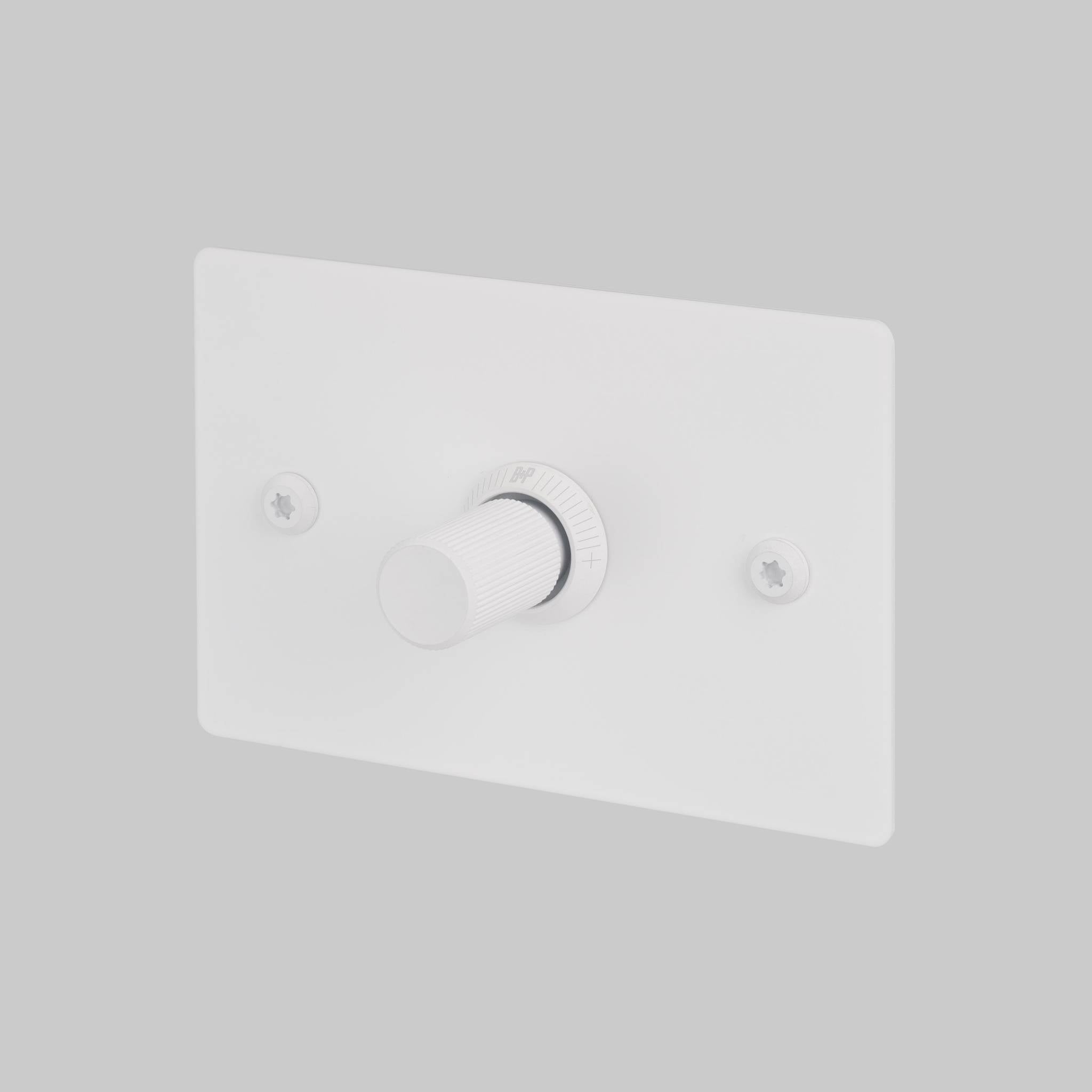 1G DIMMER / HORIZONTAL / 250W RETRACTIVE / LINEAR