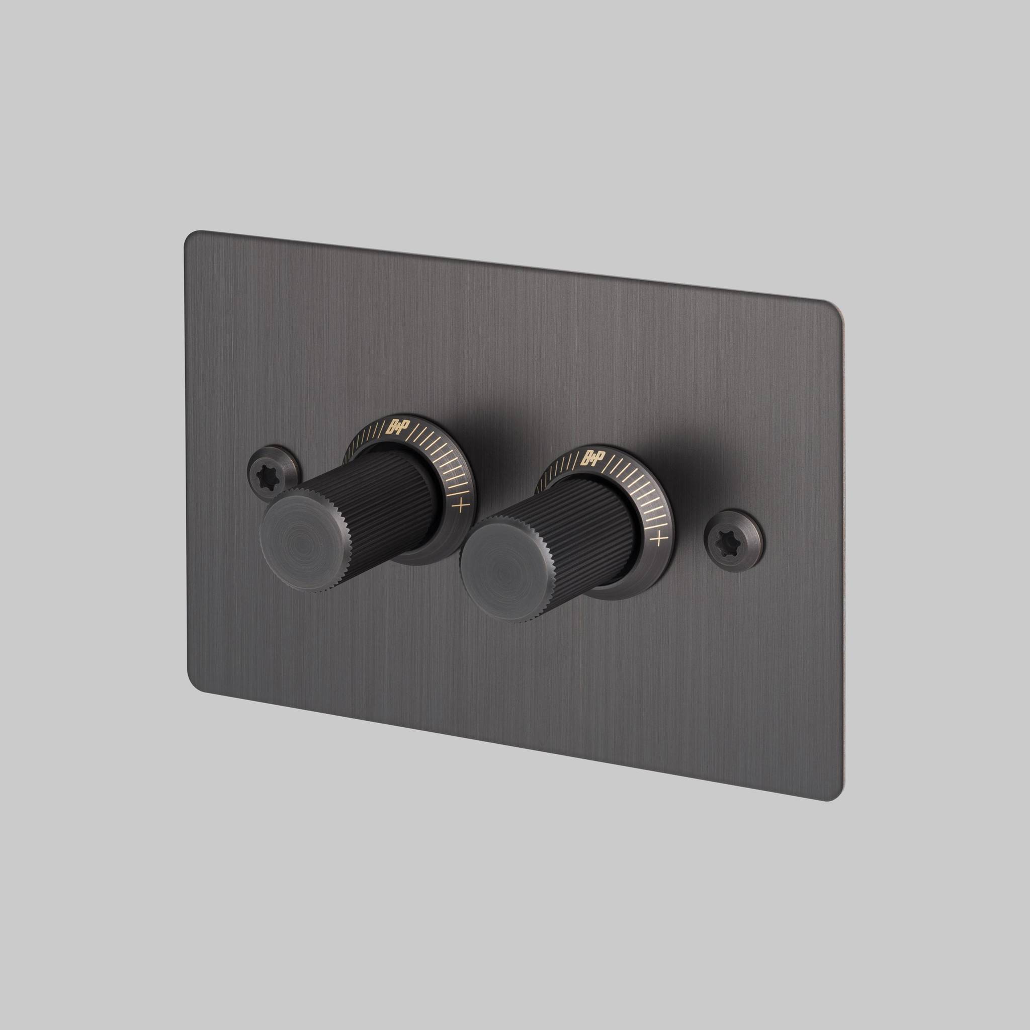 2G DIMMER / HORIZONTAL / 100W / LINEAR