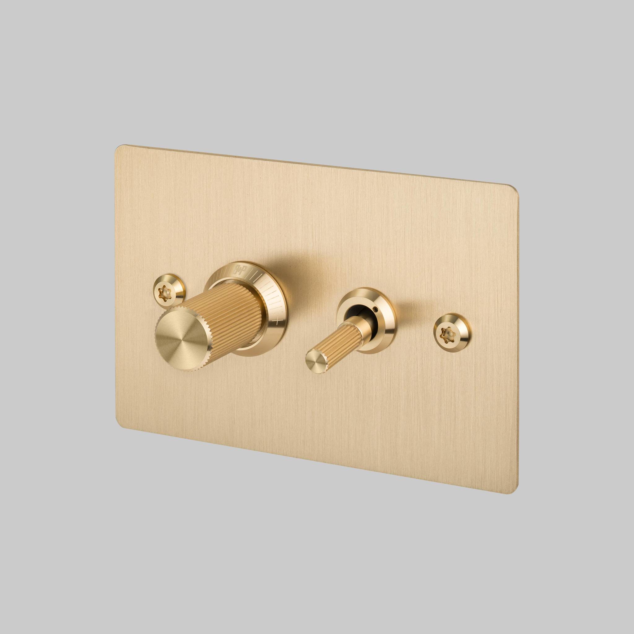 2G TOGGLE + DIMMER / HORIZONTAL / LINEAR