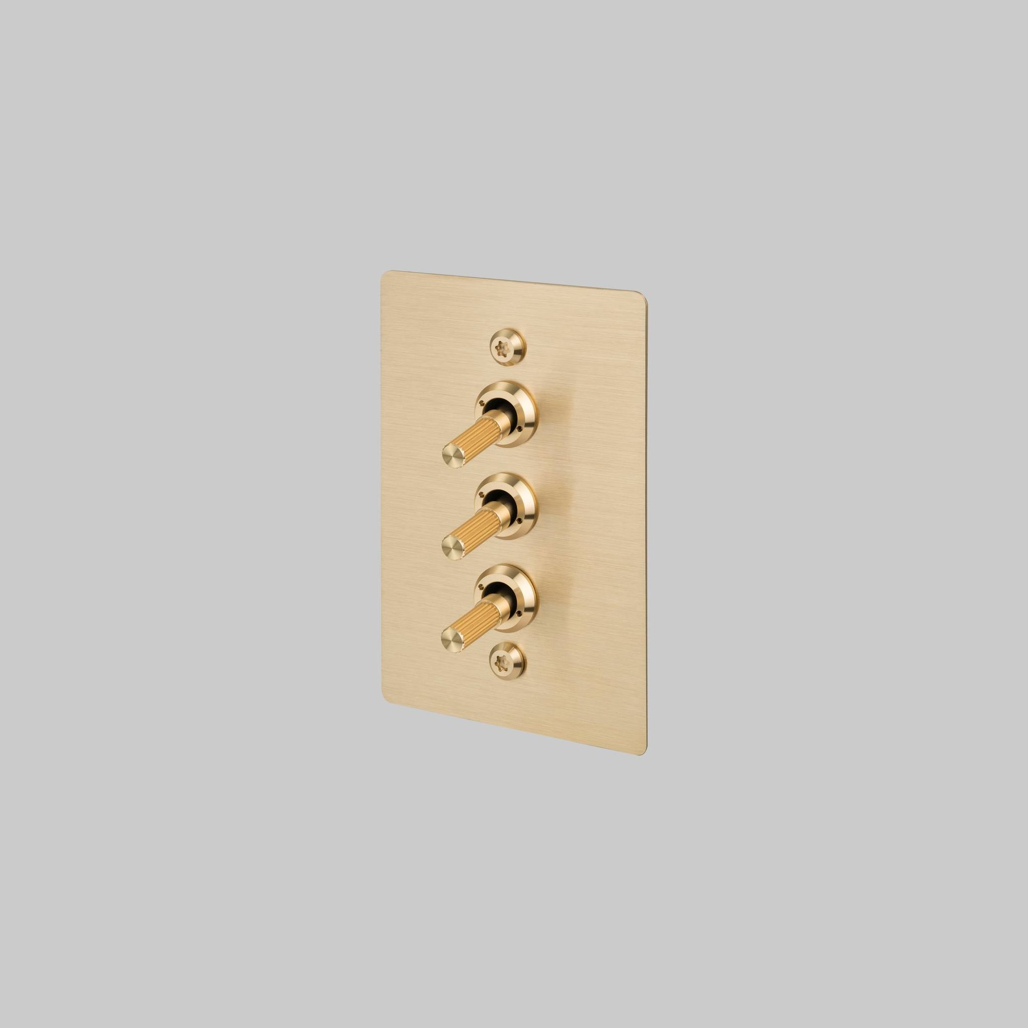 3G TOGGLE / VERTICAL / 2-WAY / LINEAR