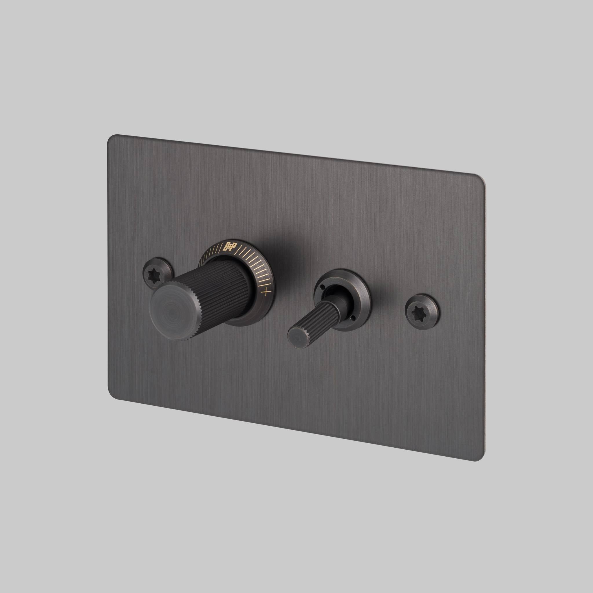 2G TOGGLE + DIMMER / HORIZONTAL / LINEAR