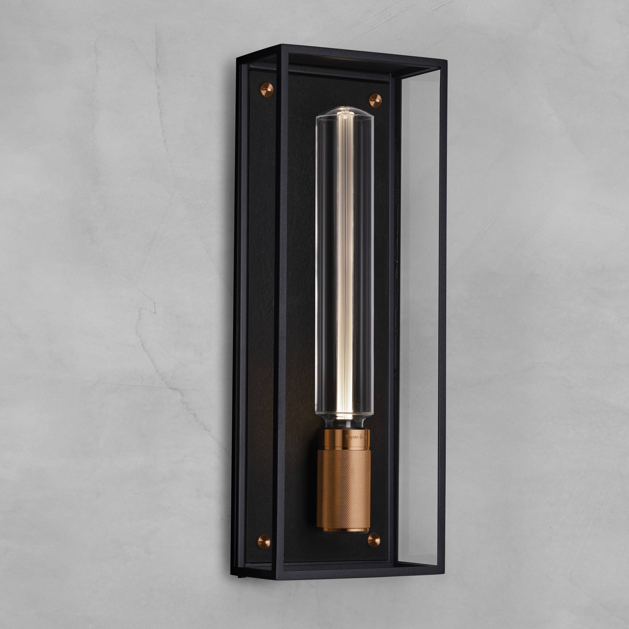 CAGED WET / WALL / CROSS / LARGE