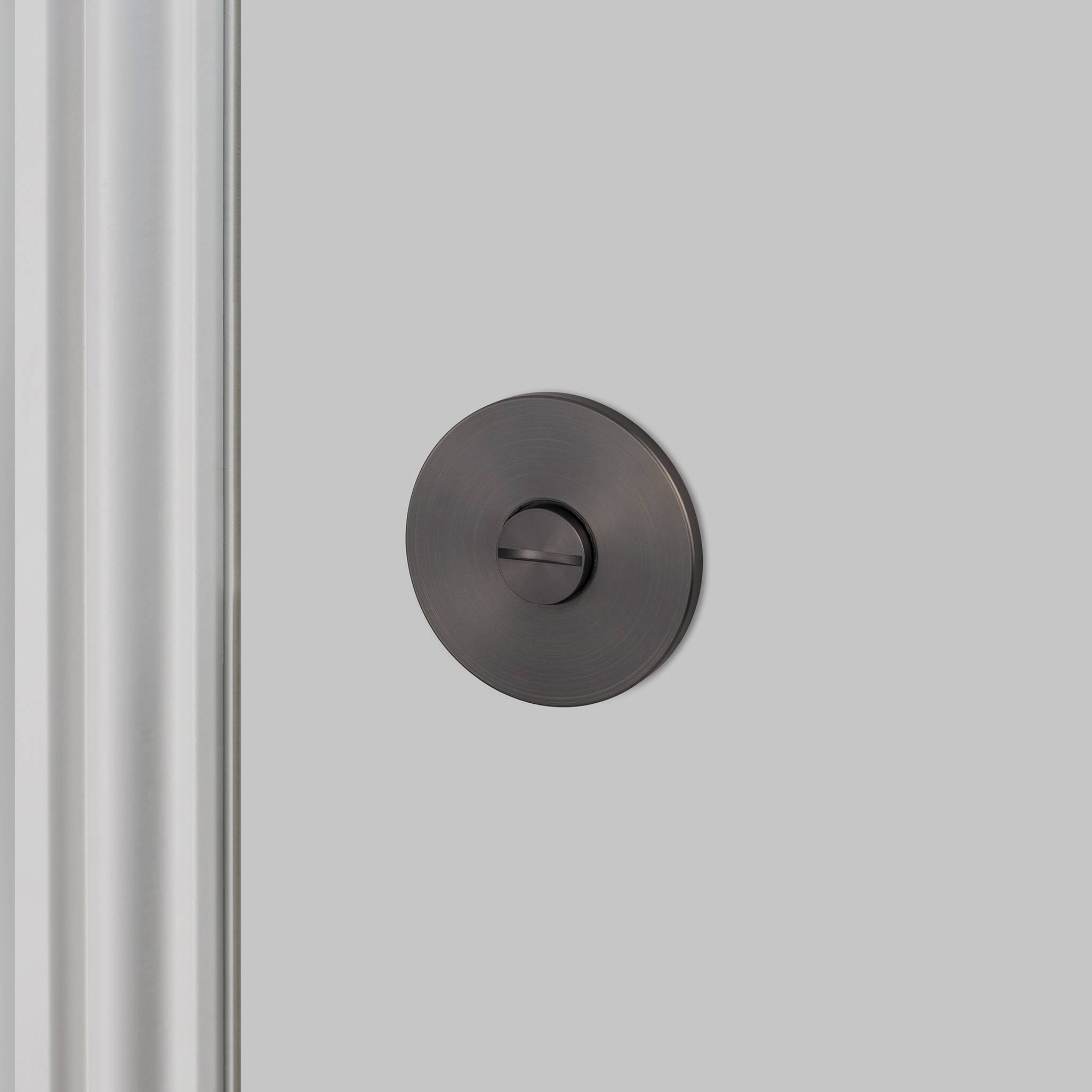 THUMBTURN LOCK / CAST / LATCH INCLUDED