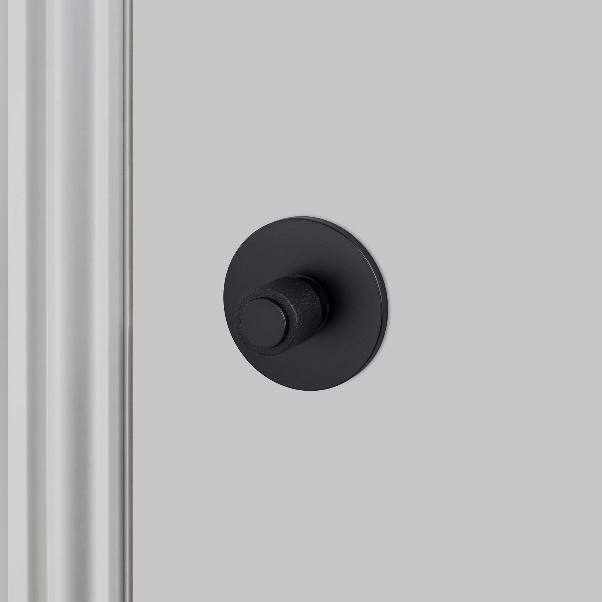 THUMBTURN LOCK / CAST / LATCH INCLUDED