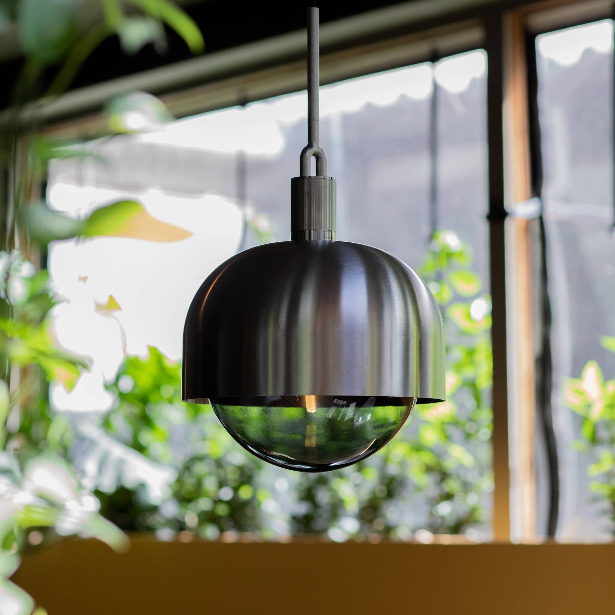 FORKED PENDANT / LINEAR / GLOBE / SMOKED / LARGE