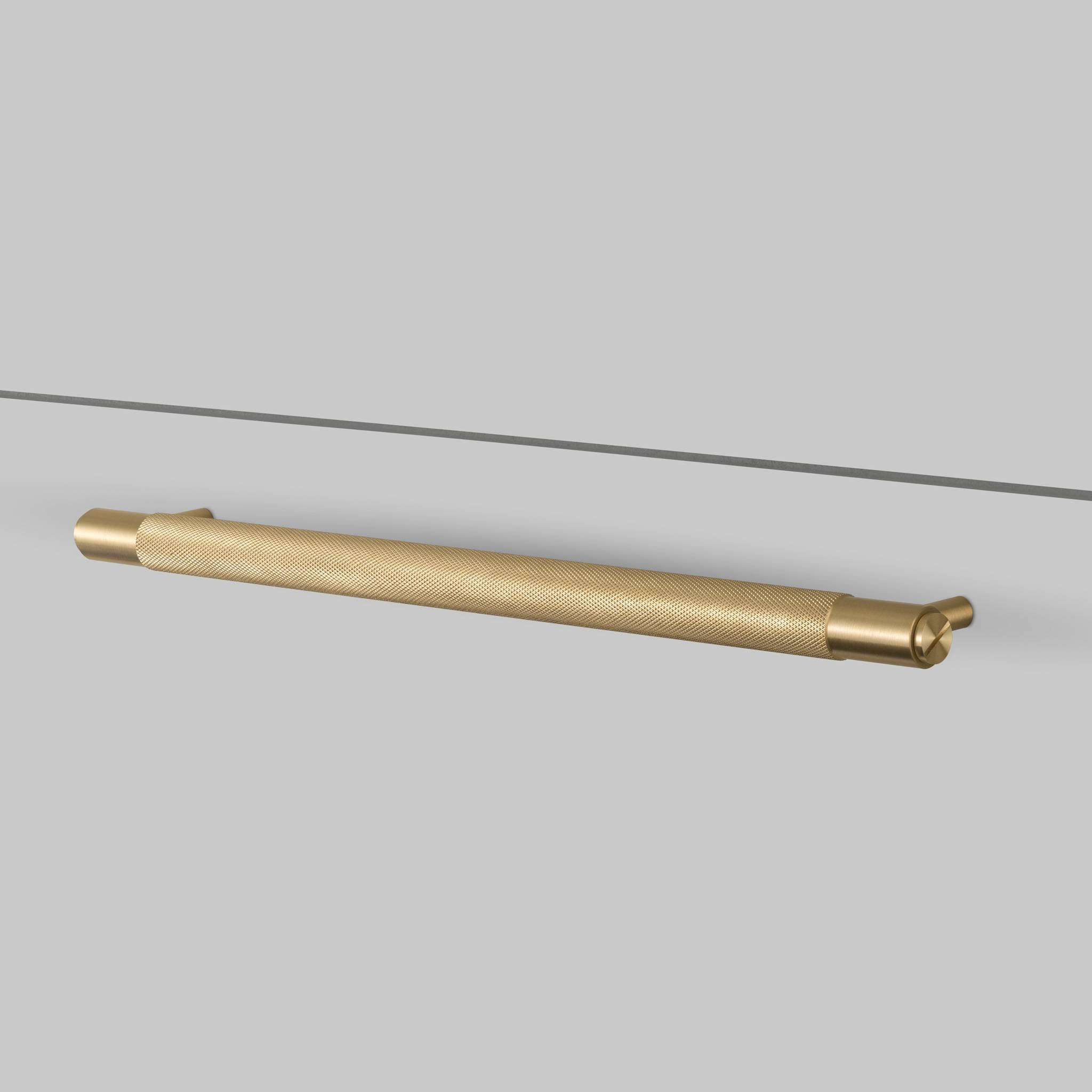 PULL BAR / CROSS