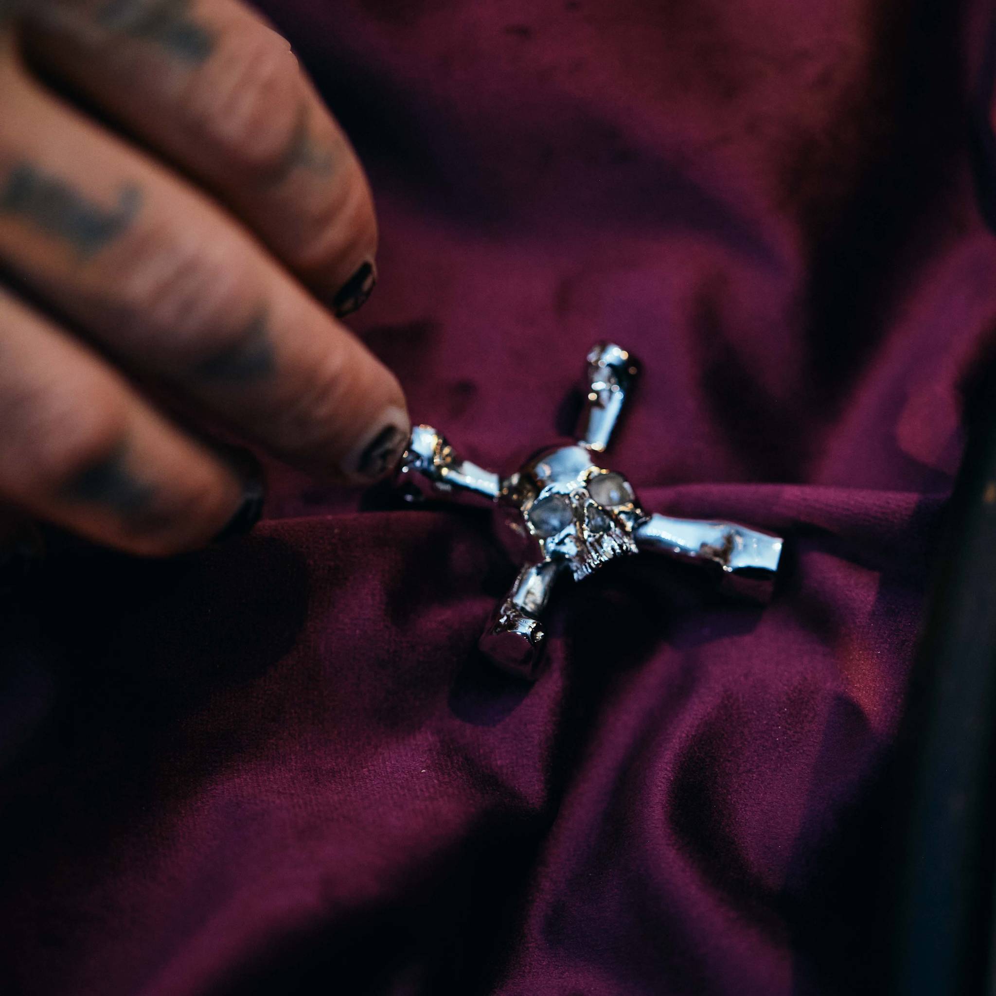 SKULL DRUM KEY / TRAVIS BARKER