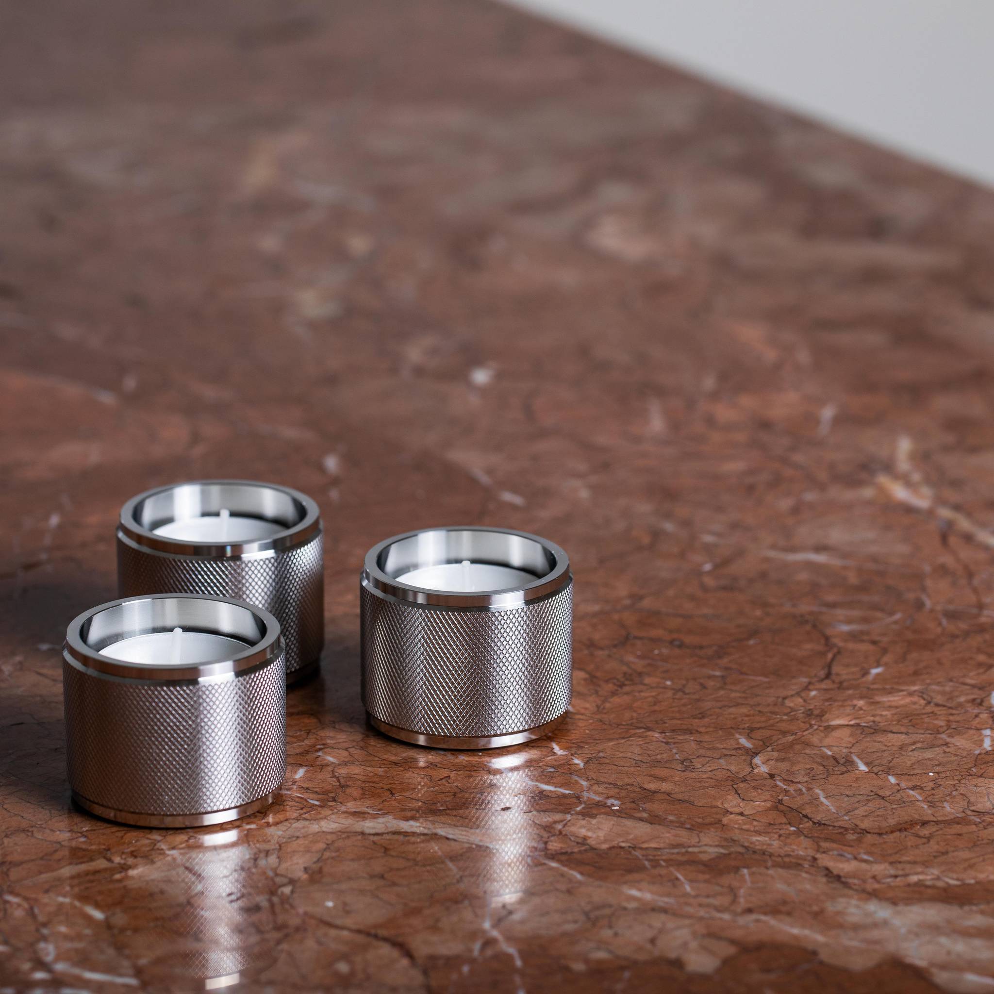 TEALIGHT CANDLE HOLDER / CROSS / SET OF 3