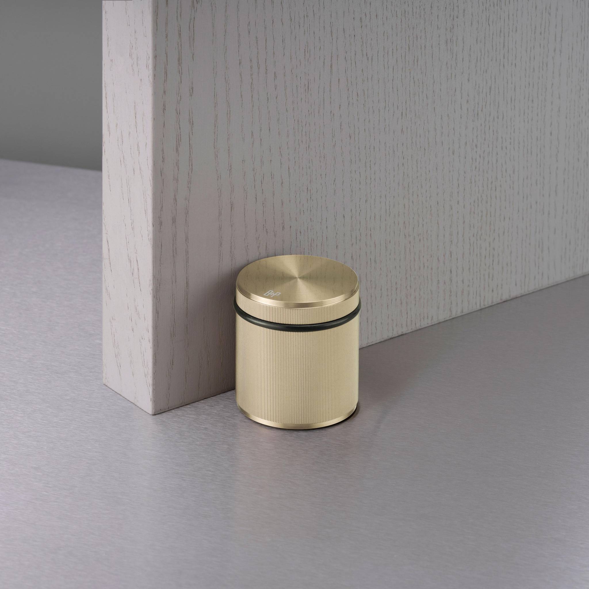 DOOR STOP / FREESTANDING / LINEAR