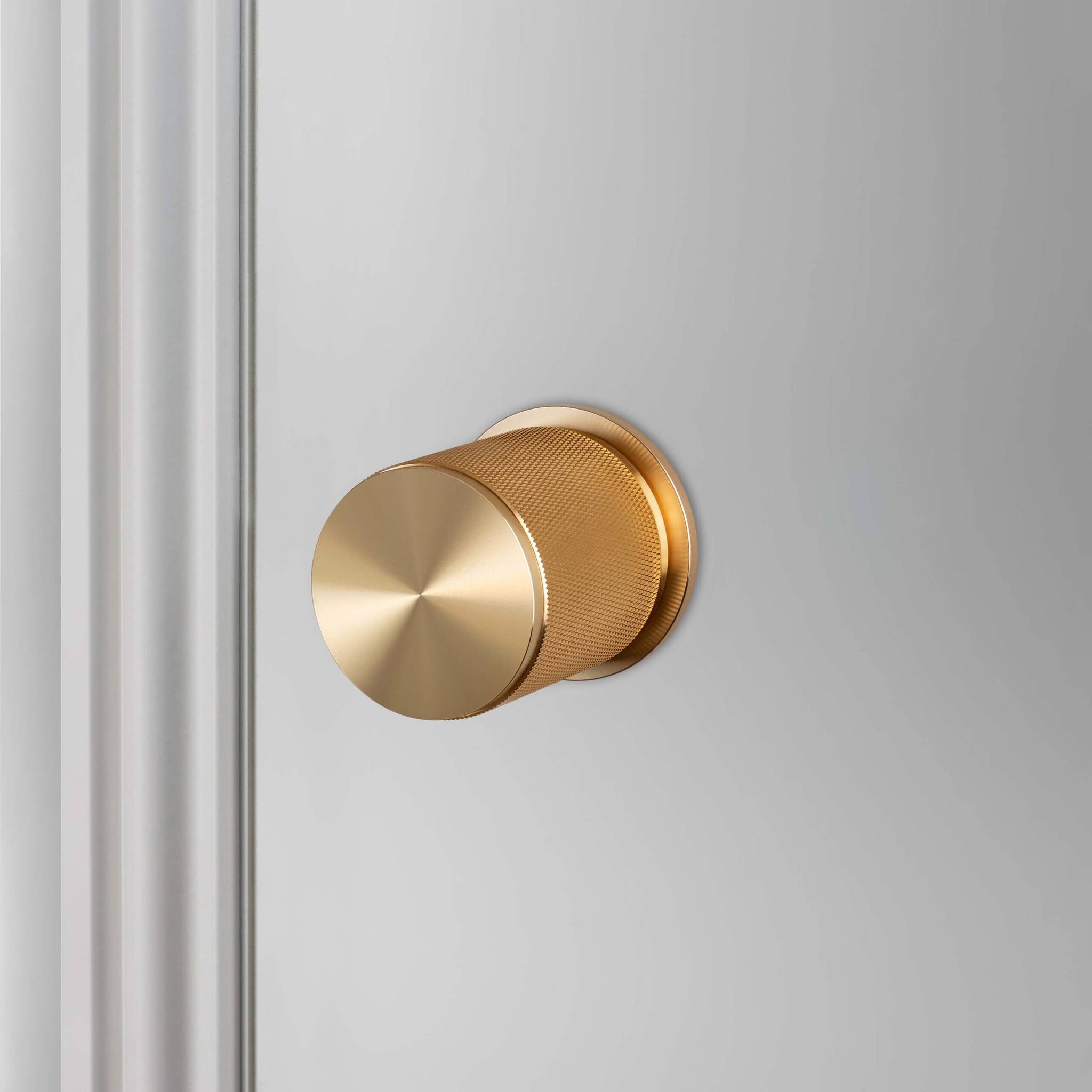 DOOR KNOB SET / CROSS