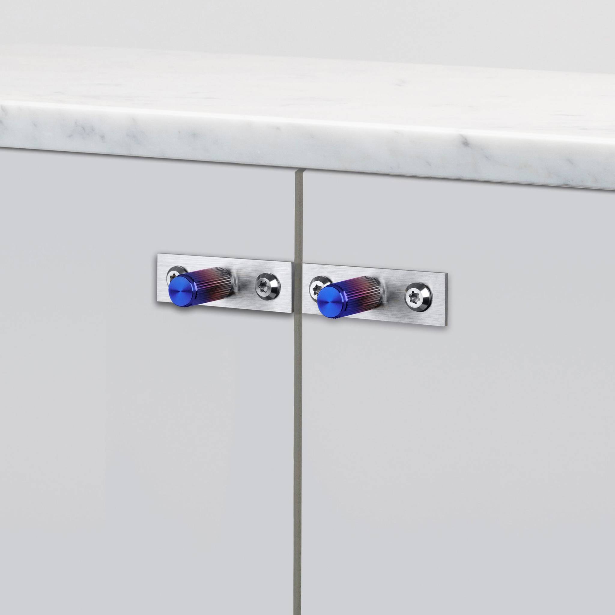 FURNITURE KNOB / PLATE / LINEAR