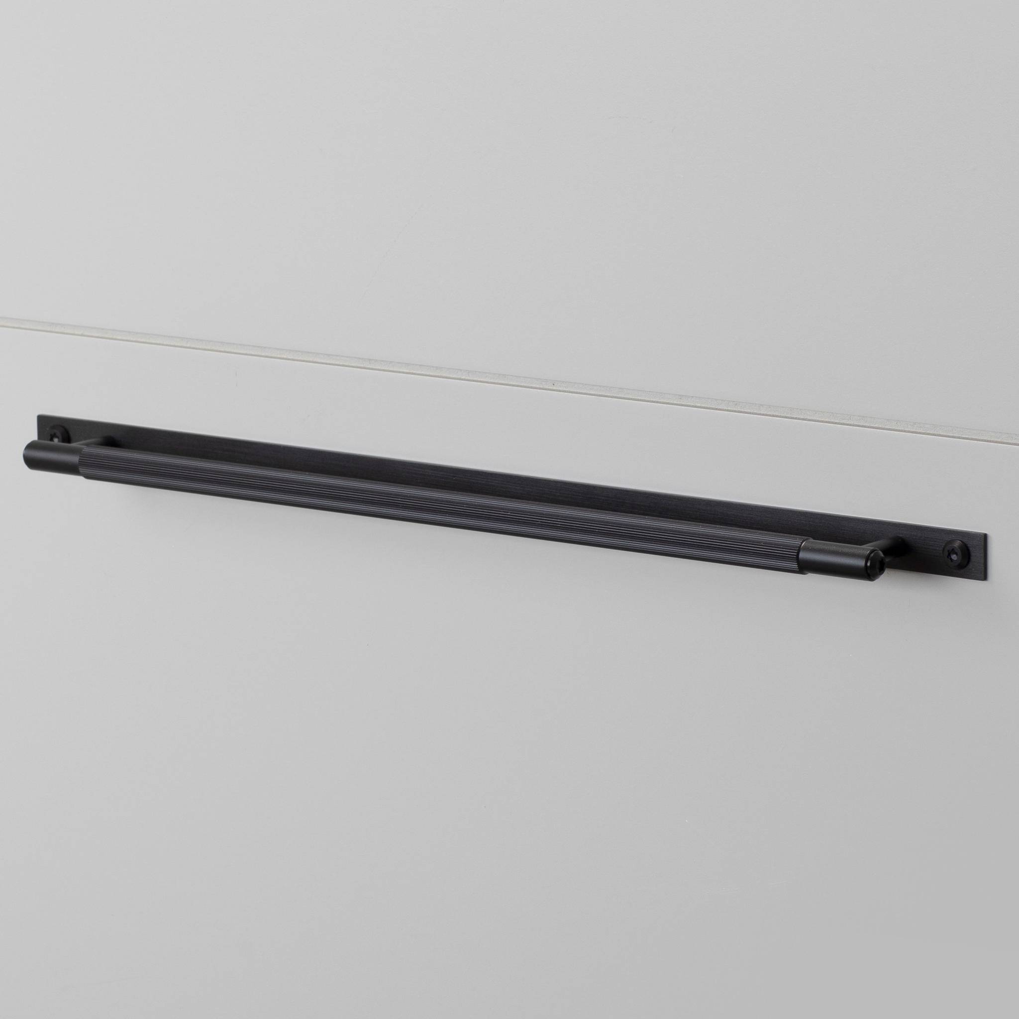 PULL BAR / PLATE / LINEAR