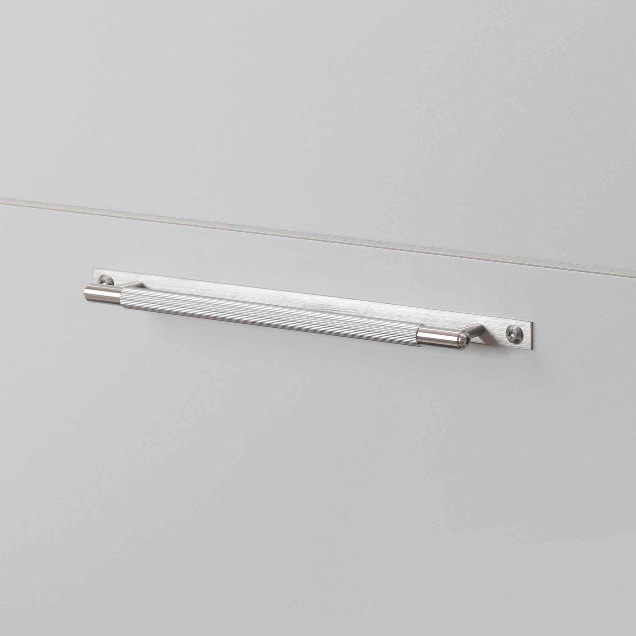 PULL BAR / PLATE / LINEAR