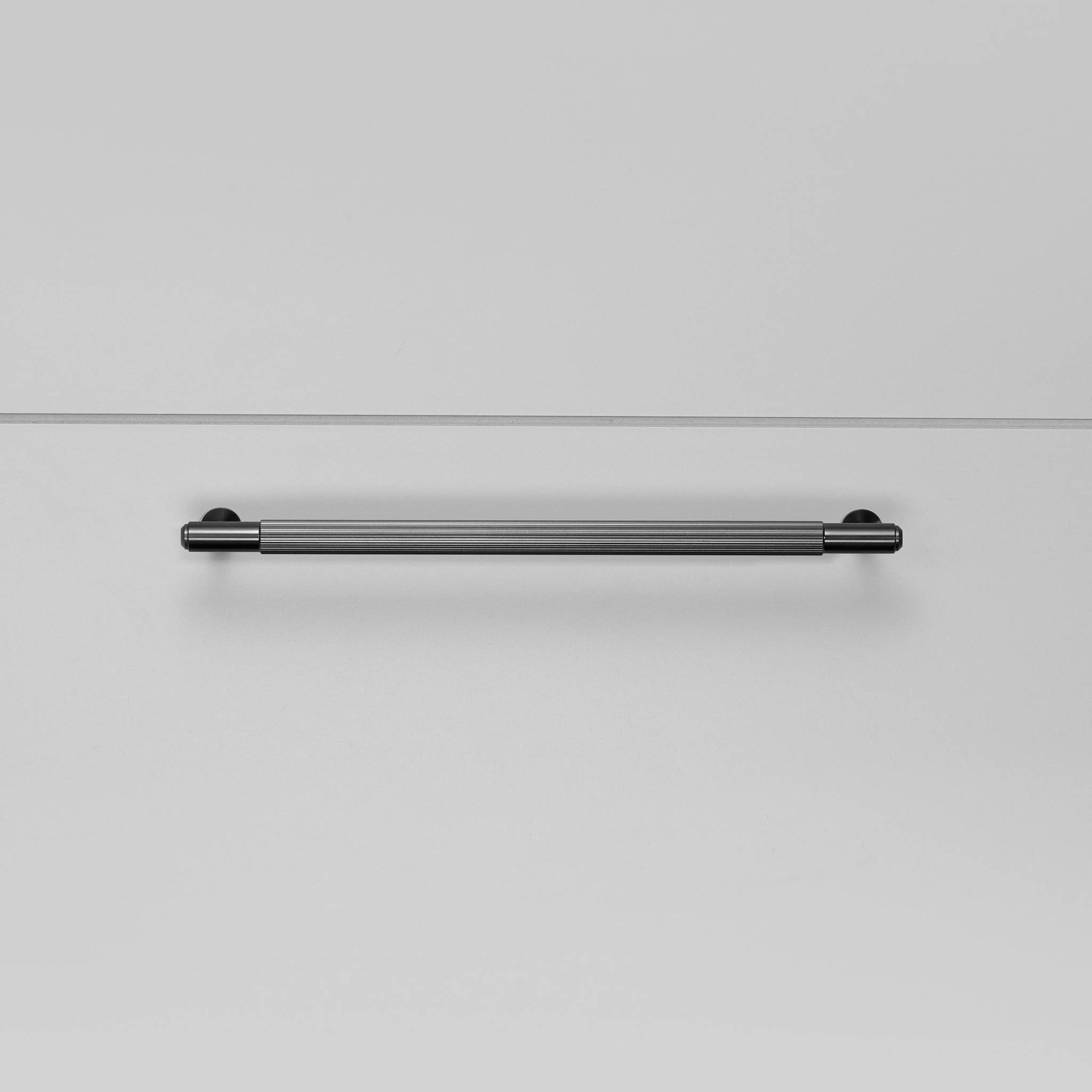PULL BAR / LINEAR