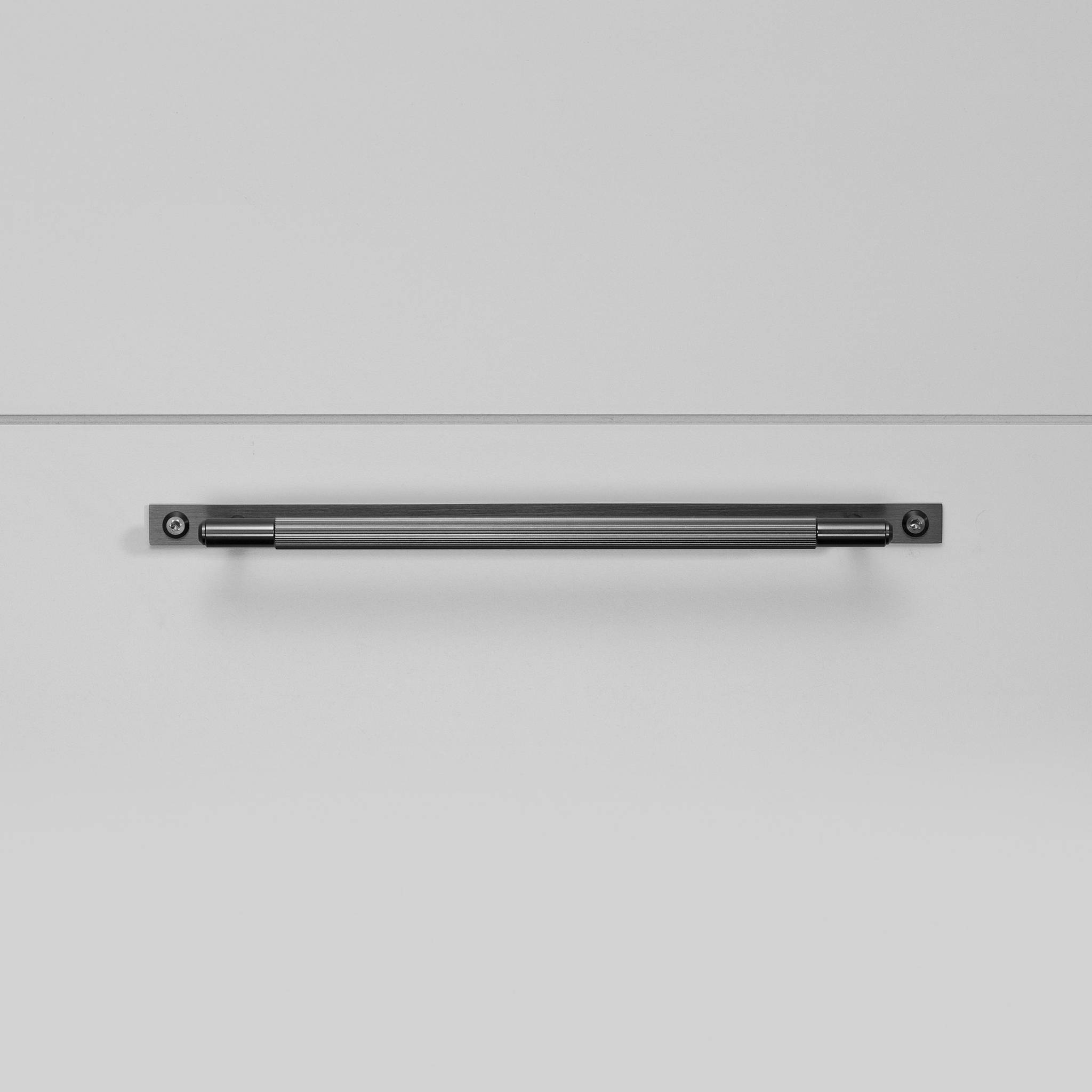 PULL BAR / PLATE / LINEAR