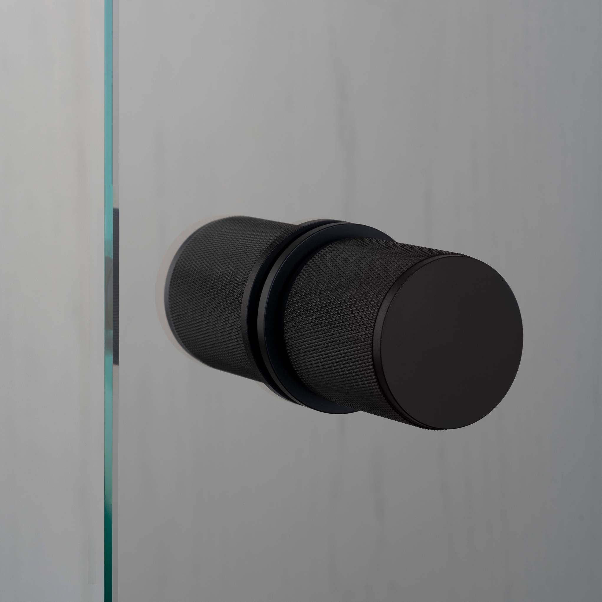 DOOR KNOB / FIXED / DOUBLE-SIDED / CROSS