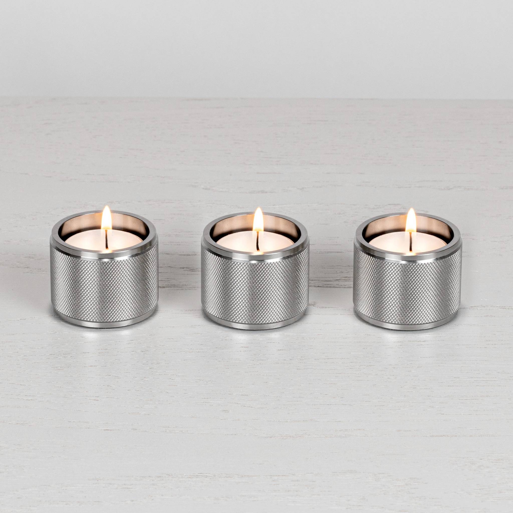 TEALIGHT CANDLE HOLDER / CROSS / SET OF 3