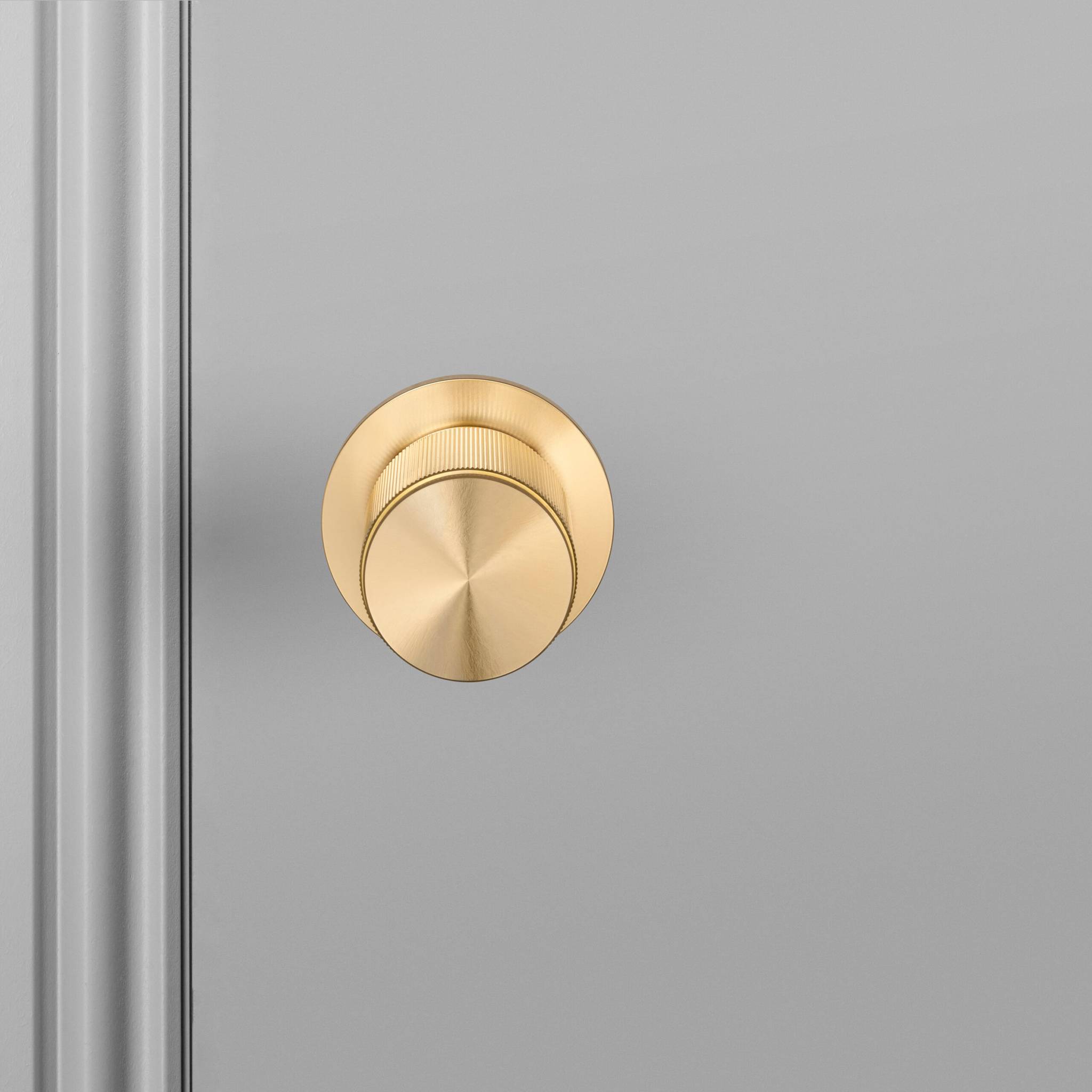 DOOR KNOB SET / LINEAR