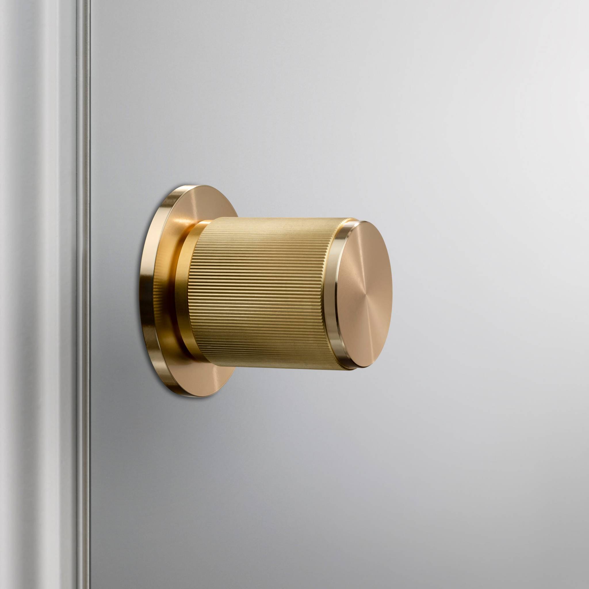 DOOR KNOB SET / LINEAR