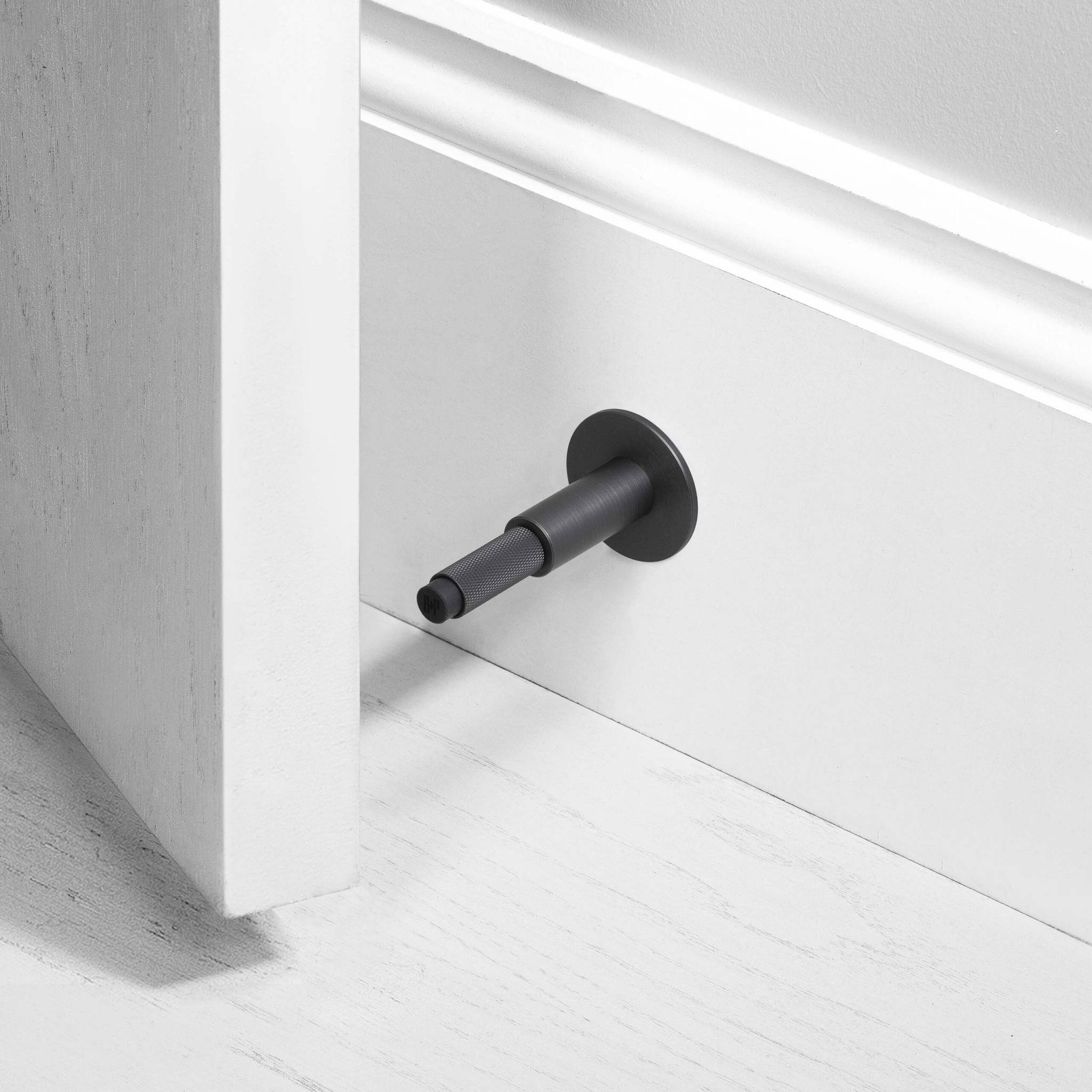 DOOR STOP / WALL / CROSS