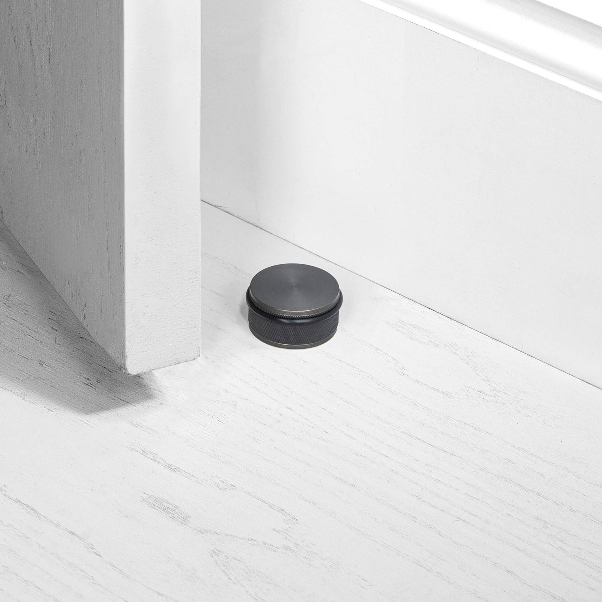 DOOR STOP / FLOOR / CROSS