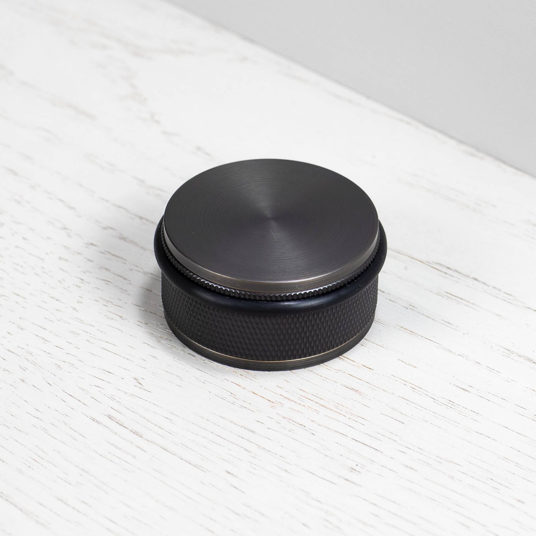 DOOR STOP / FLOOR / CROSS