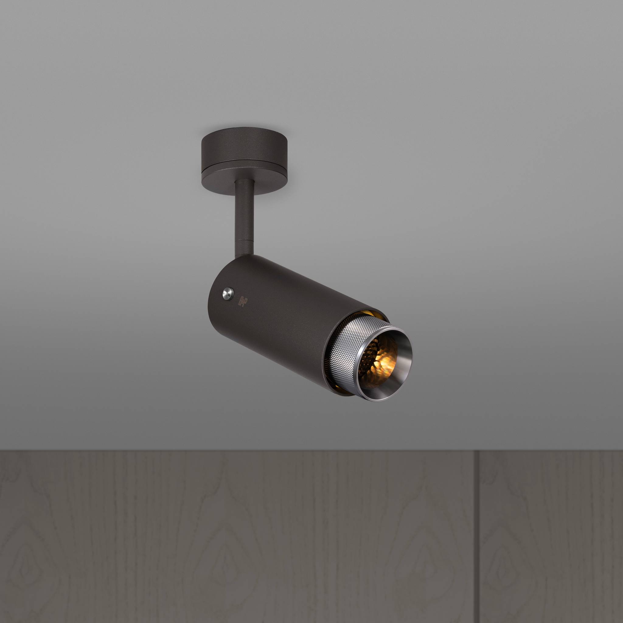 EXHAUST SPOT / CROSS / GRAPHITE