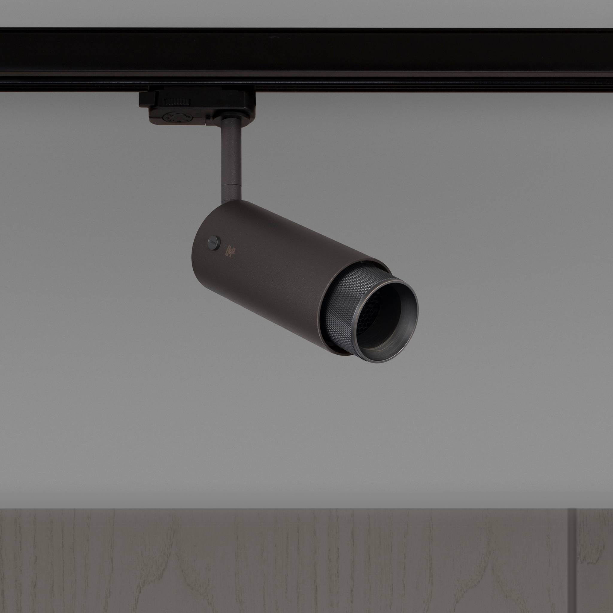 EXHAUST TRACK / CROSS / GRAPHITE