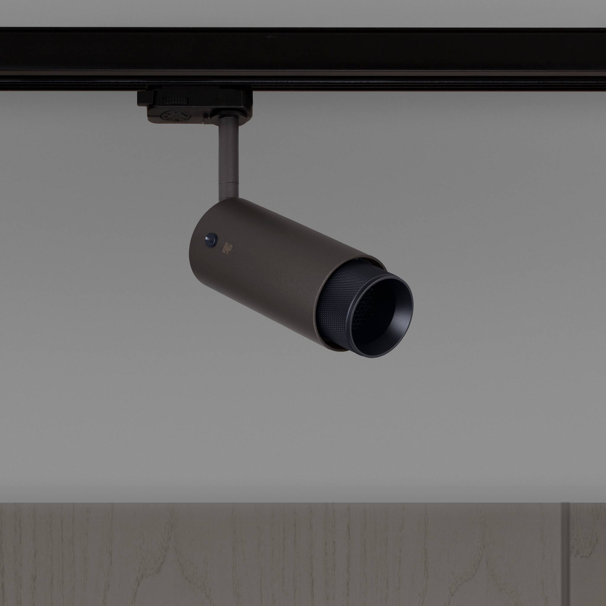 EXHAUST TRACK / CROSS / GRAPHITE