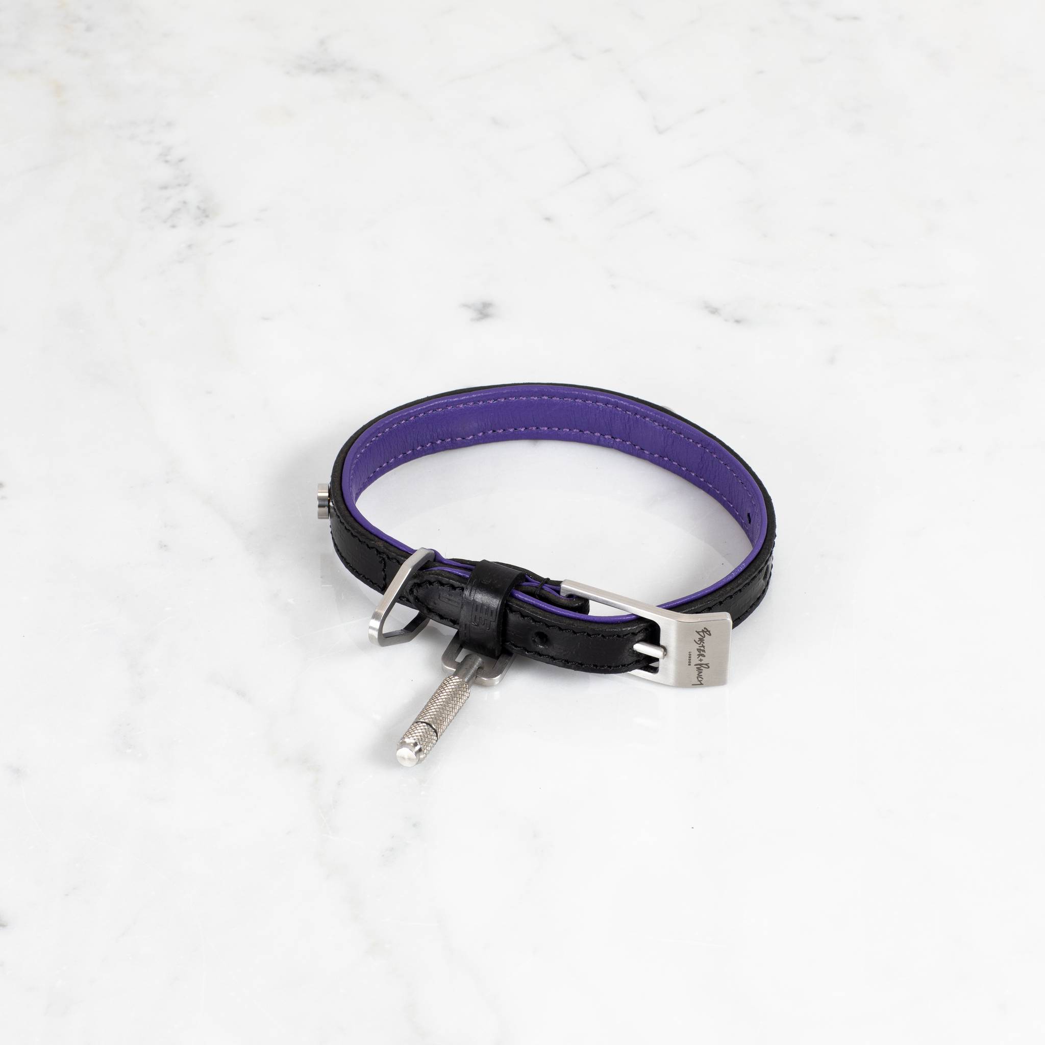 DOG COLLAR / CROSS / BLACK / PURPLE