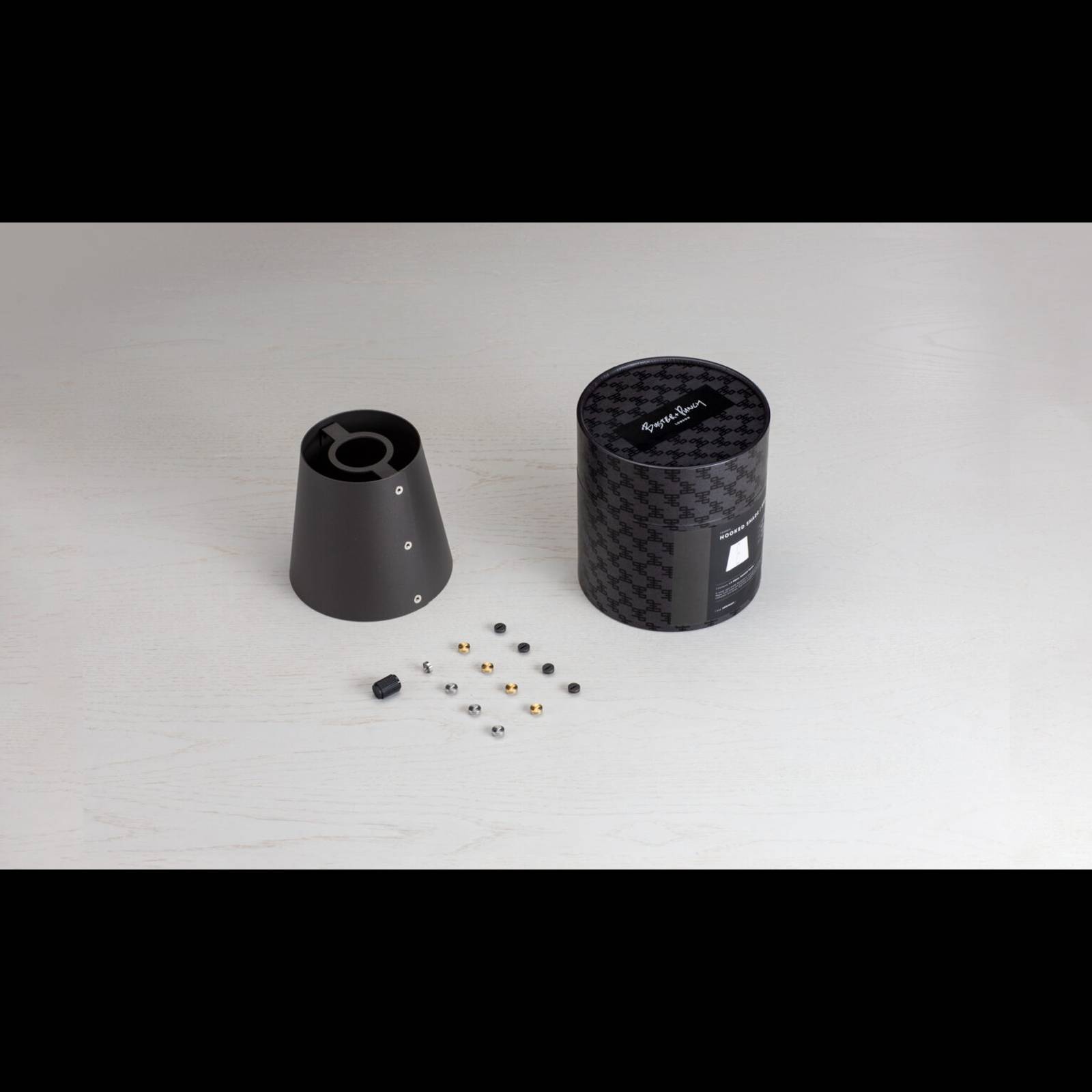 HOOKED SHADE / SMALL / GRAPHITE