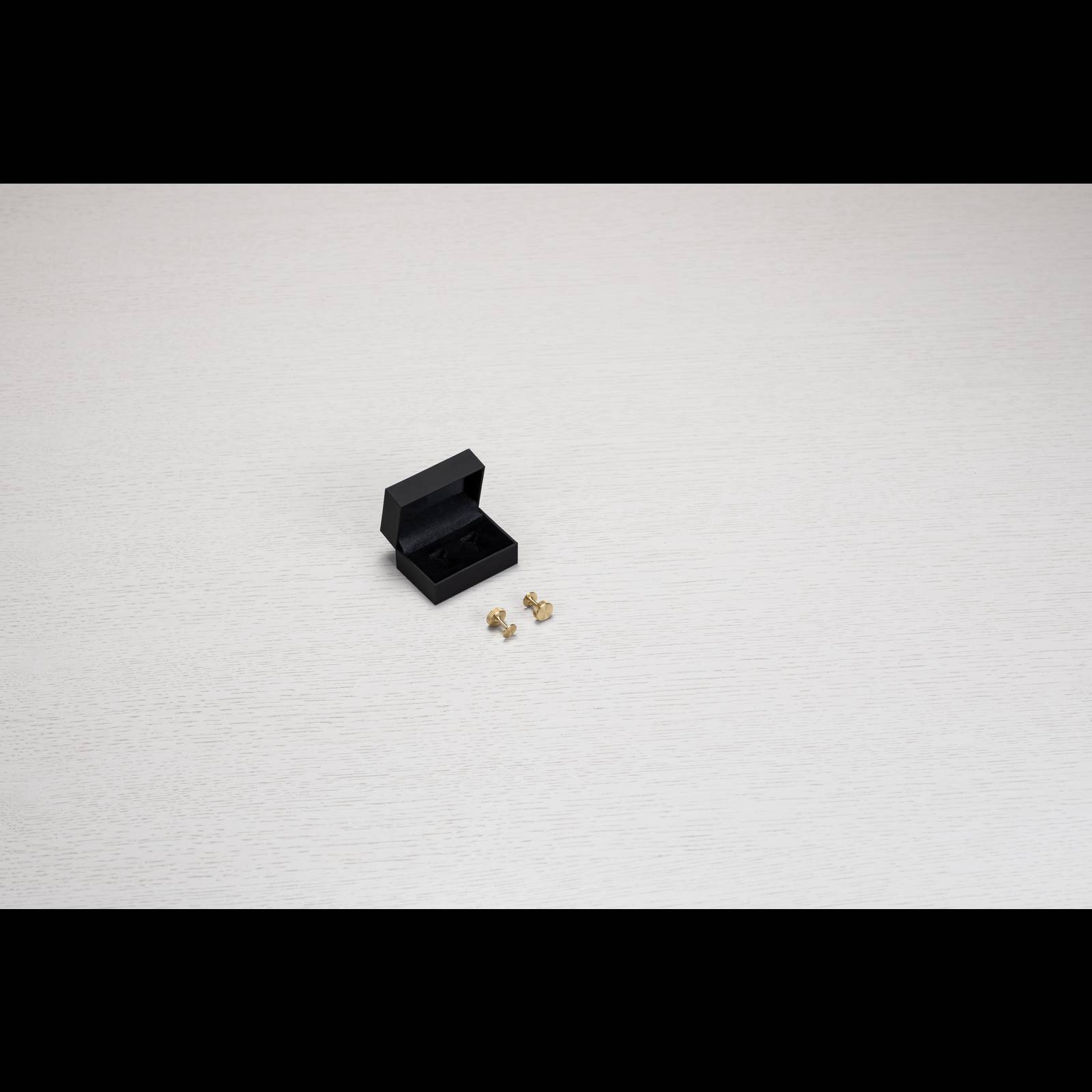 CUFFLINKS