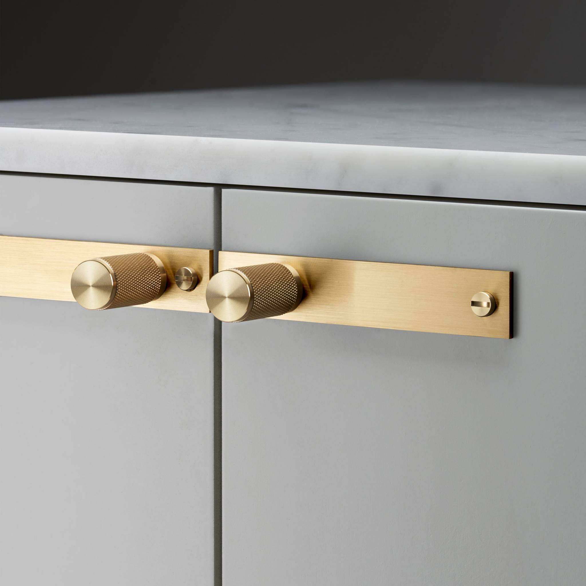 FURNITURE KNOB / PLATE / CROSS
