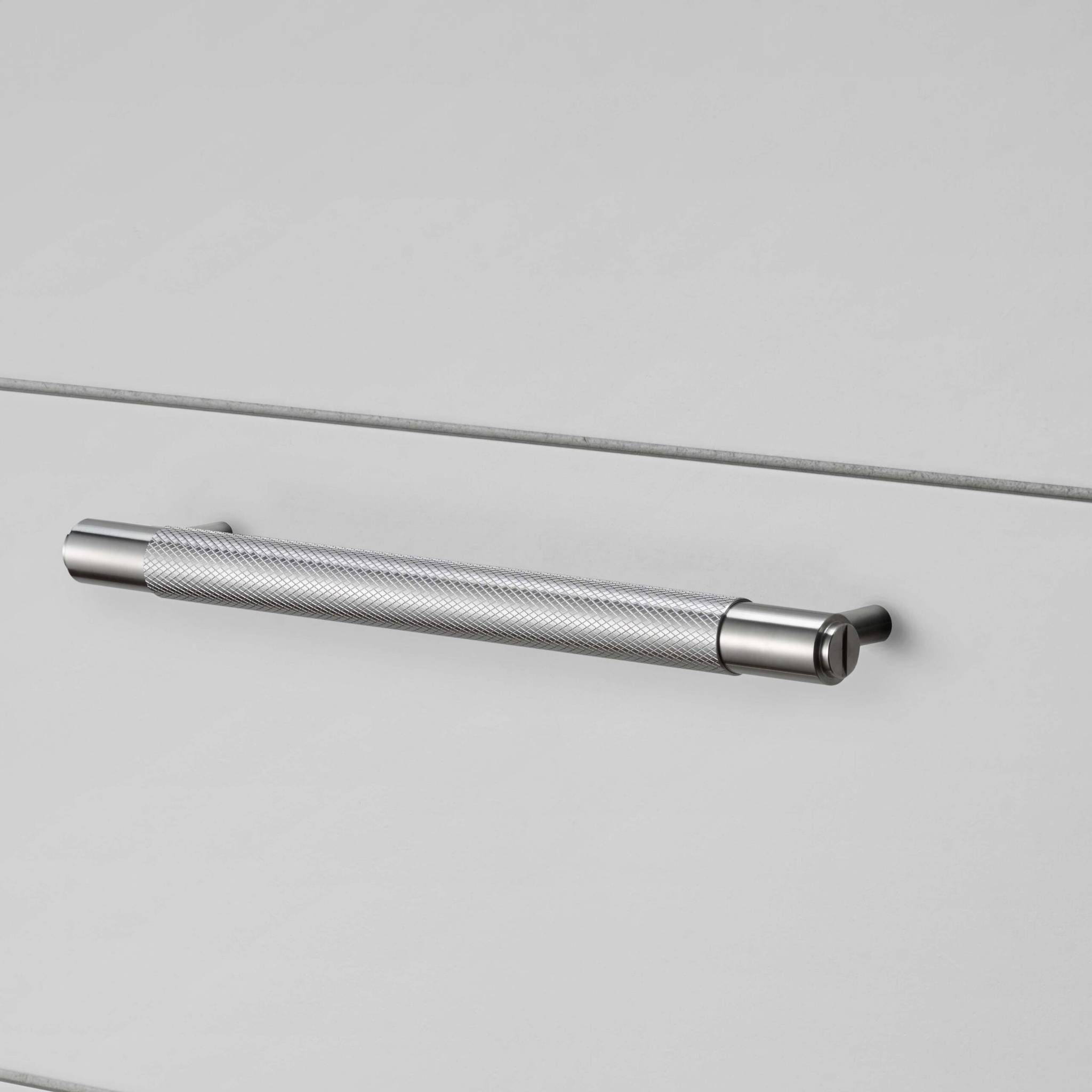 PULL BAR / CROSS