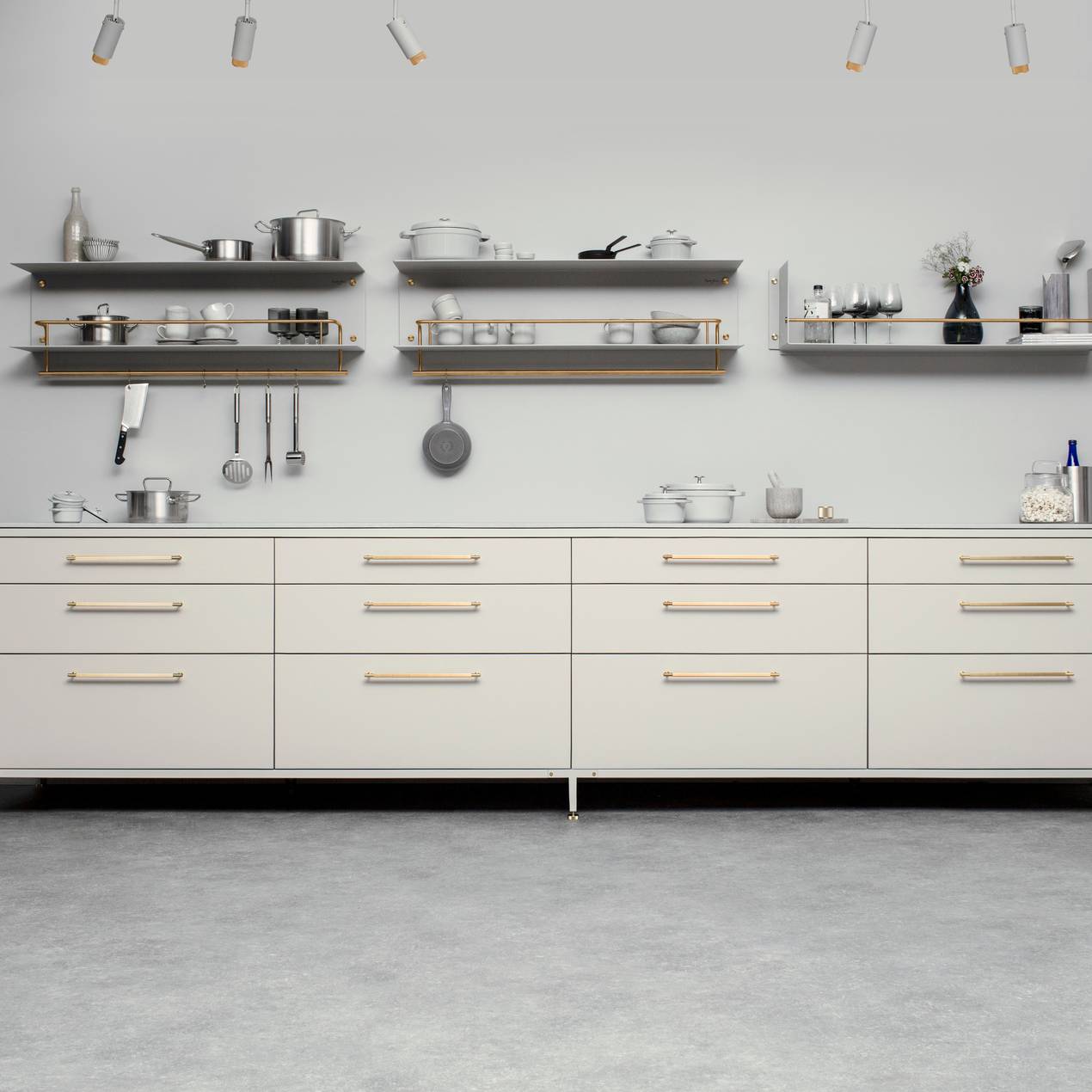 KITCHEN SHELF / HANGER / WITH LOGO / STONE