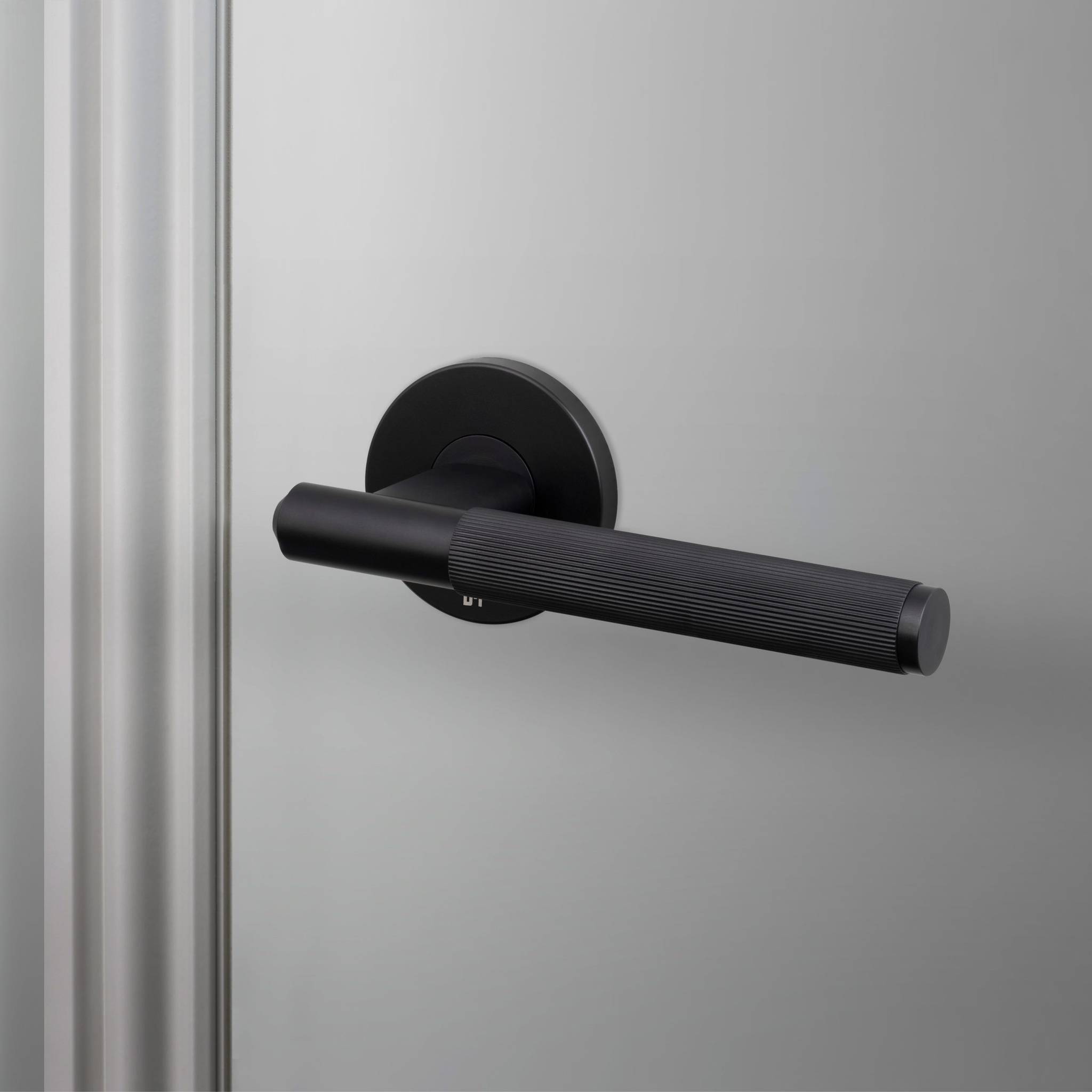 ANZ DOOR HANDLE SET / LINEAR / SPRUNG / PASSAGE