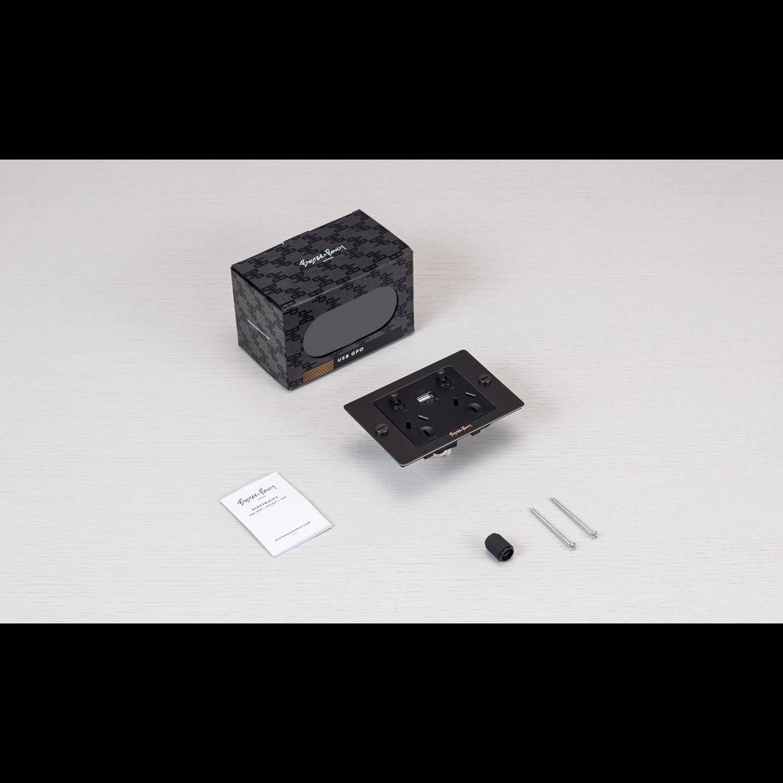 2G GPO SOCKET / USB A + C / WITH LOGO / CROSS